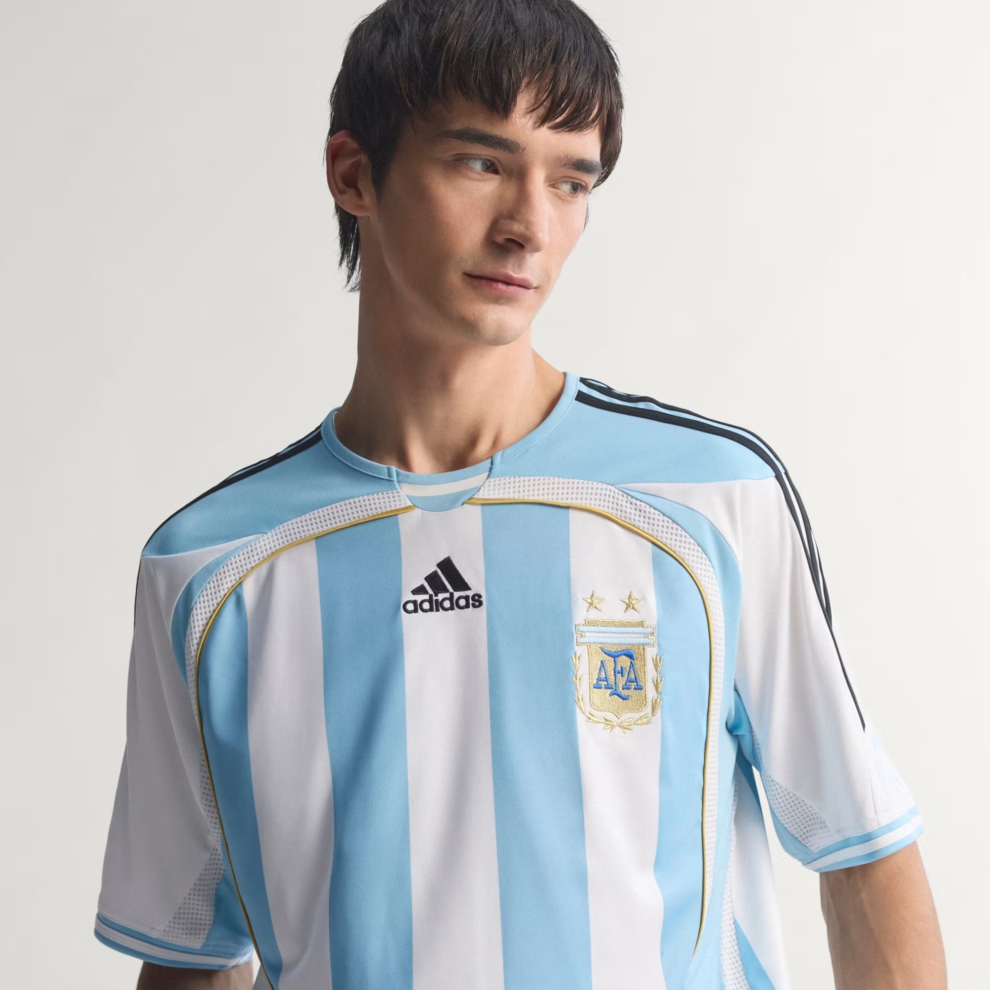adidas Argentina Home 2006 Men's Soccer Jersey - White / Clear Blue