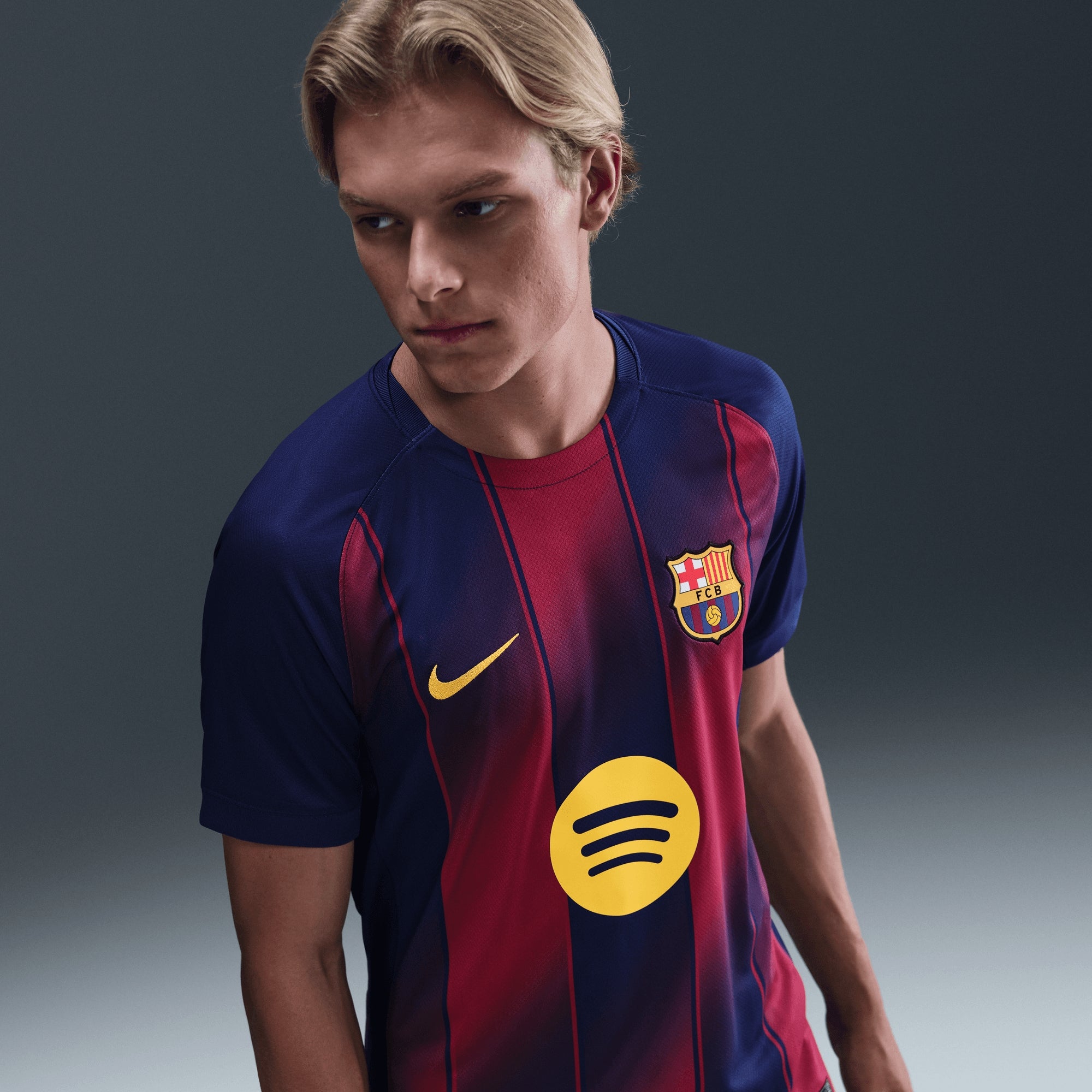 Nike FC Barcelona 2025/26 Stadium Home Men's Dri-FIT Soccer Replica Jersey - Deep Royal Blue/Midwest Gold