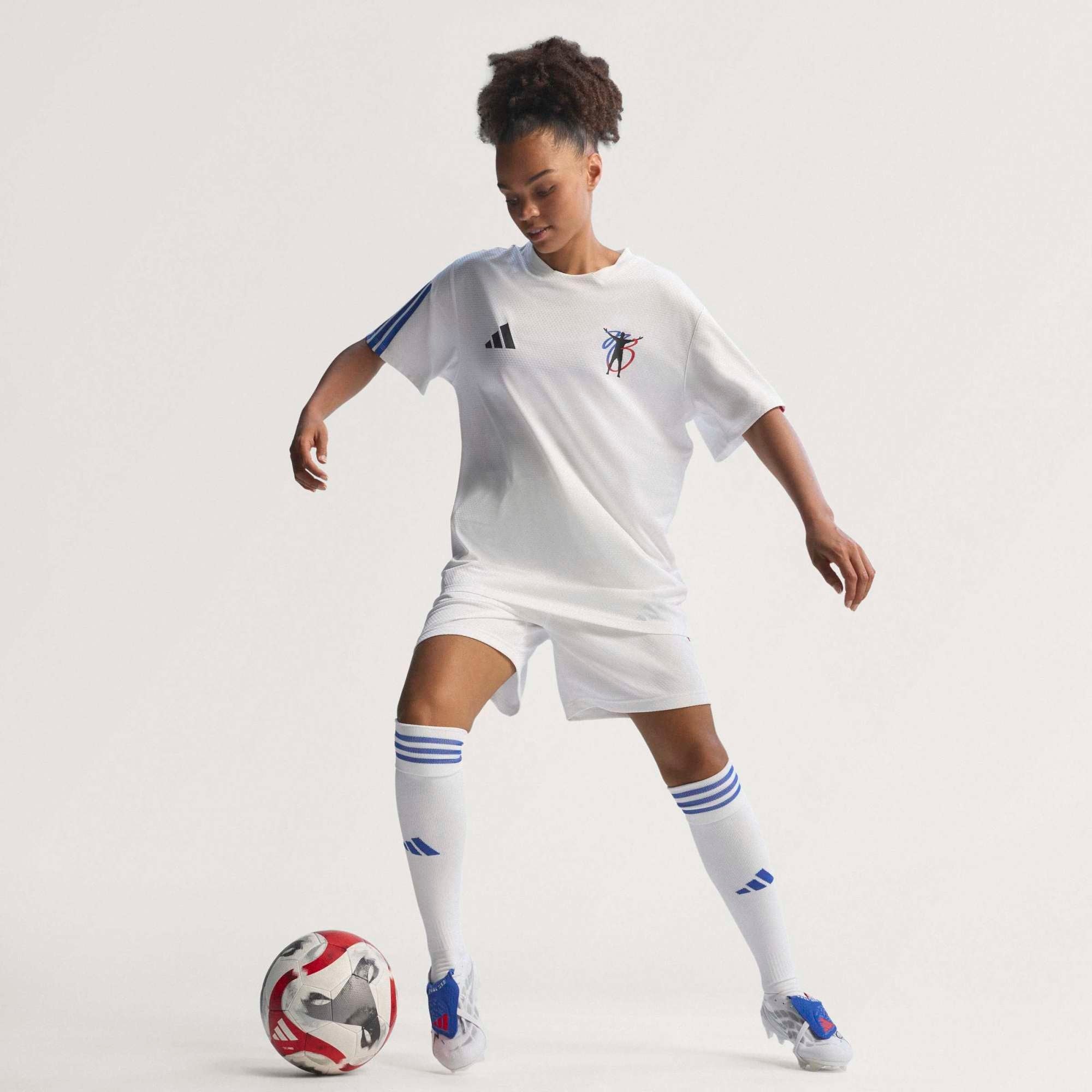 adidas Predator Elite Fold-Over Tongue Firm-Ground Low-Top Soccer Cleats - Cloud White / Zero Metalic / Royal Blue