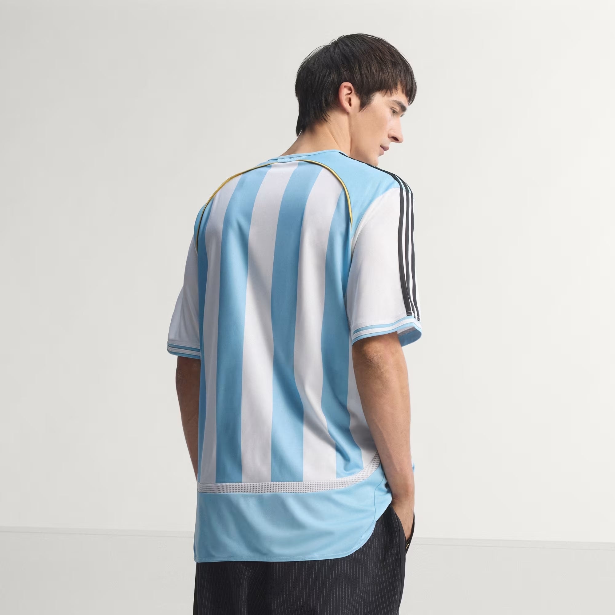 adidas Argentina Home 2006 Men's Soccer Jersey - White / Clear Blue