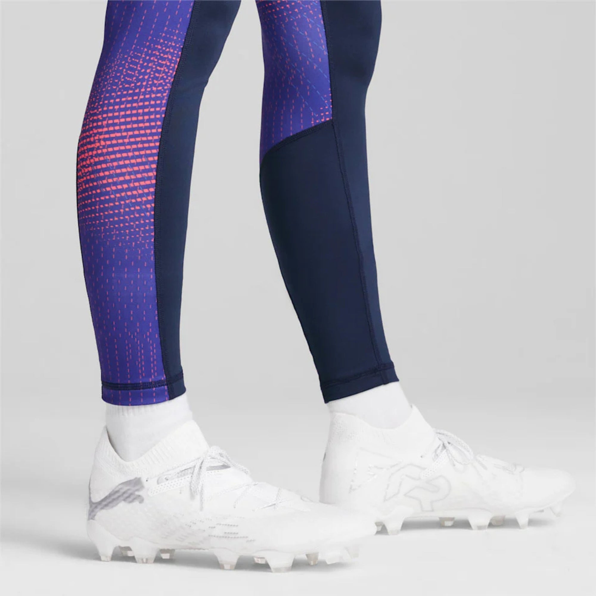 PUMA FUTURE 7 ULTIMATE Firm/Artificial-Ground Low-Top Soccer Cleats - PUMA White-Silver