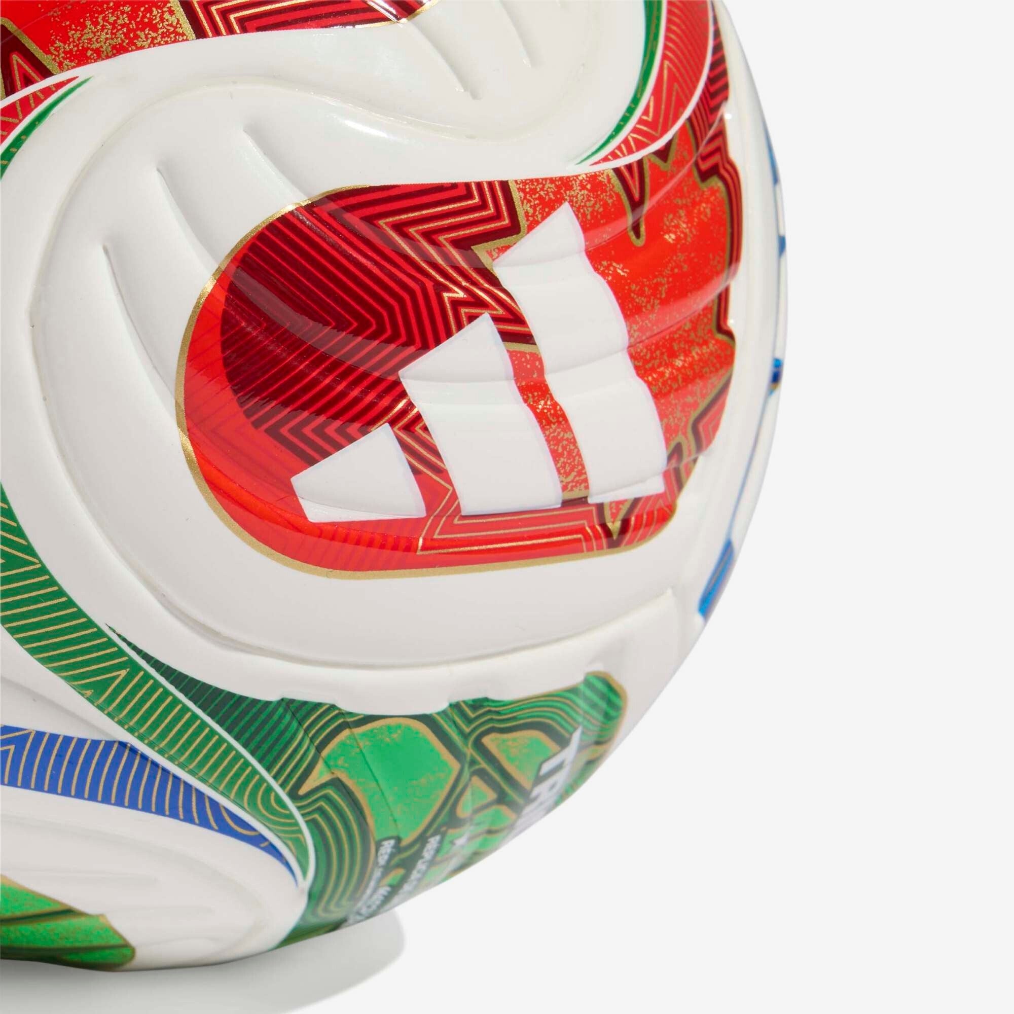 adidas FIFA World Cup 26™ Trionda Mini Soccer Ball - White / Team Royal Blue / Solar Blue / Power Red