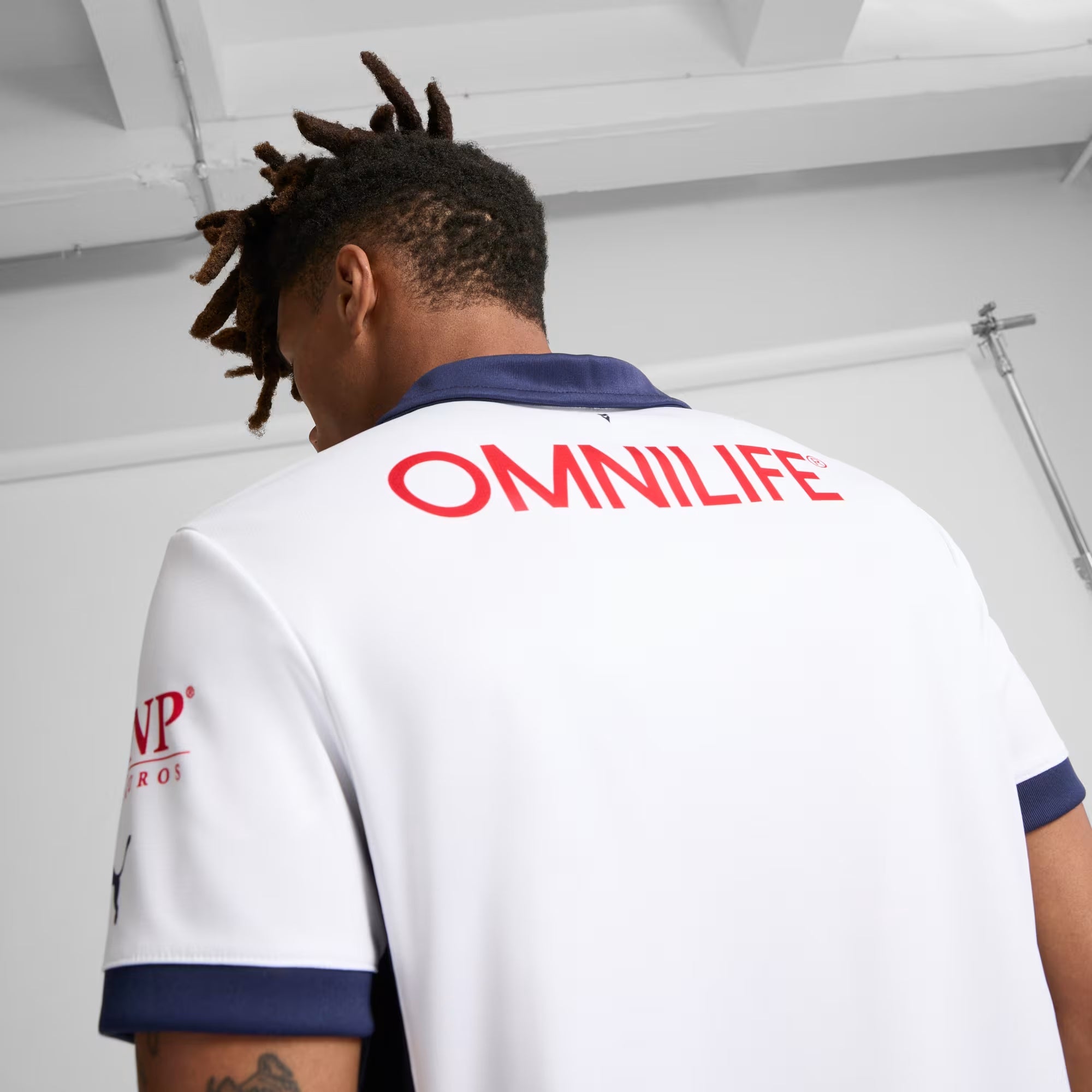 PUMA Chivas 2024/25 Stadium Away Men's dryCELL Soccer Replica Jersey - PUMA White