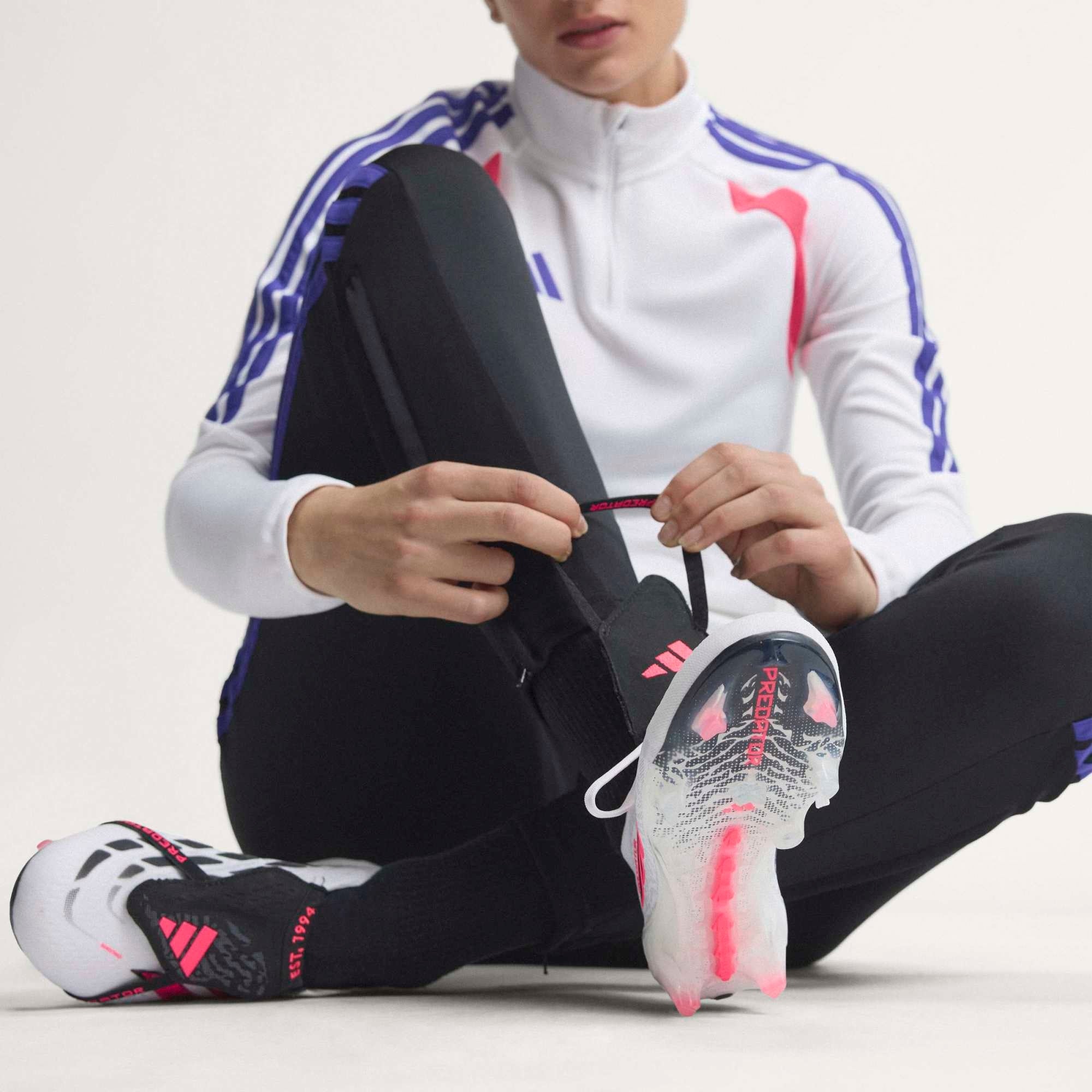 adidas Predator Elite Fold-Over Tongue Firm-Ground Low-Top Soccer Cleats - Cloud White / Solar Turbo / Core Black