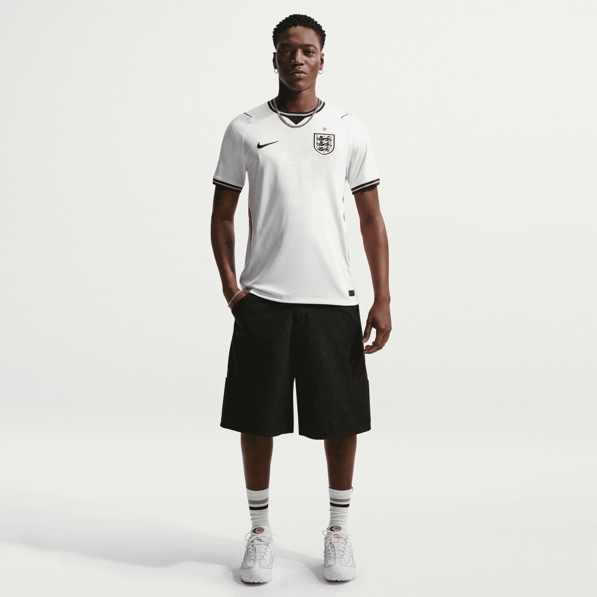 Nike England 2026 Stadium Home Men's Dri-FIT Soccer Replica Jersey - White/Speed Red/Obsidian/Obsidian