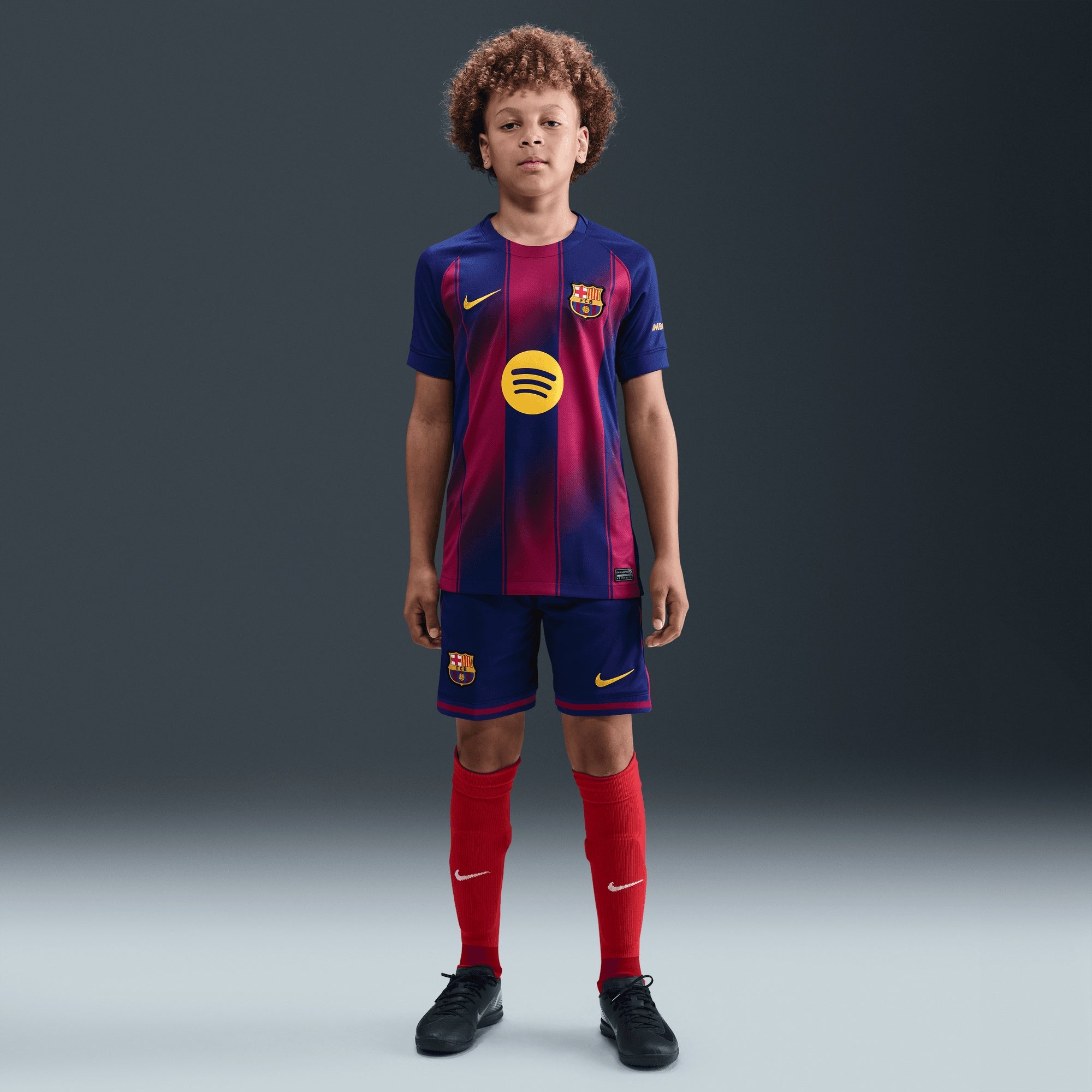 Nike FC Barcelona 2025/26 Stadium Home Big Kids' Dri-FIT Soccer Replica Jersey - Deep Royal Blue/Midwest Gold