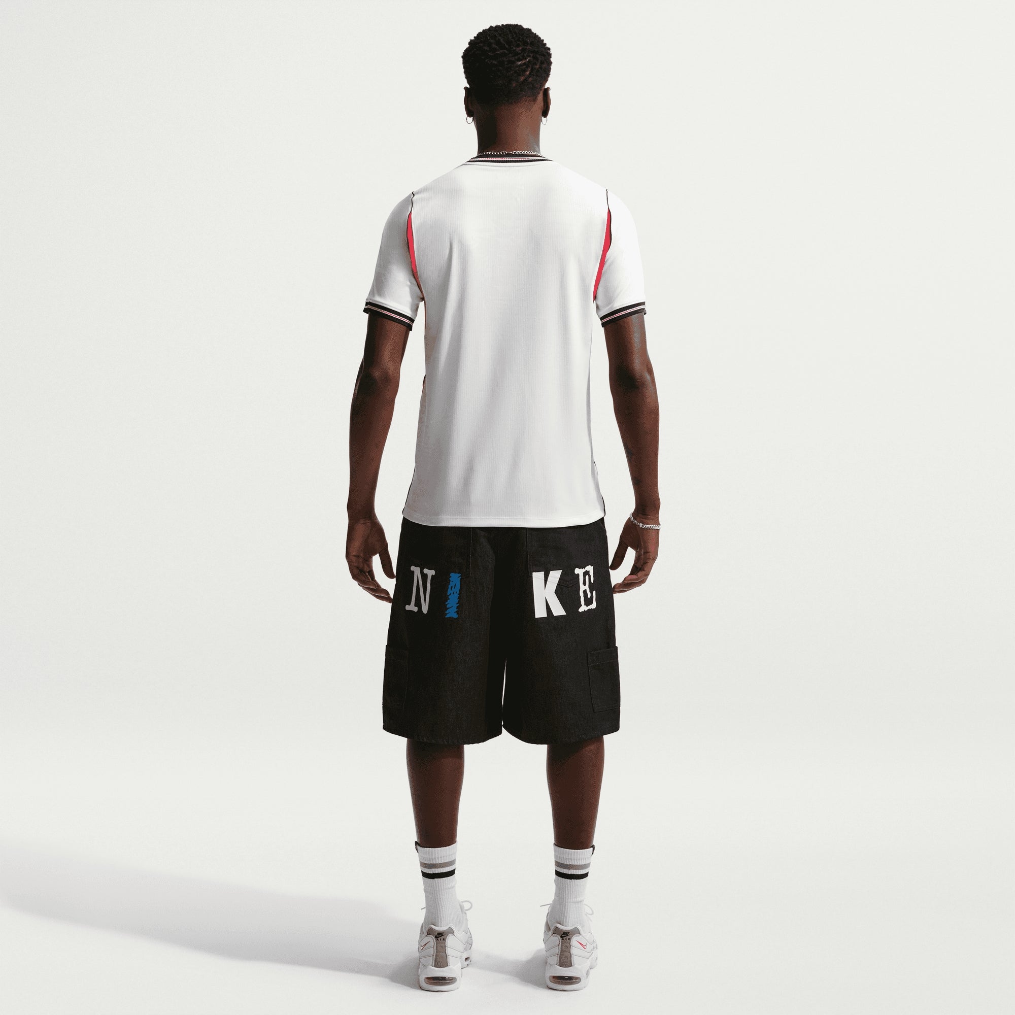 Nike England 2026 Stadium Home Men's Dri-FIT Soccer Replica Jersey - White/Speed Red/Obsidian/Obsidian