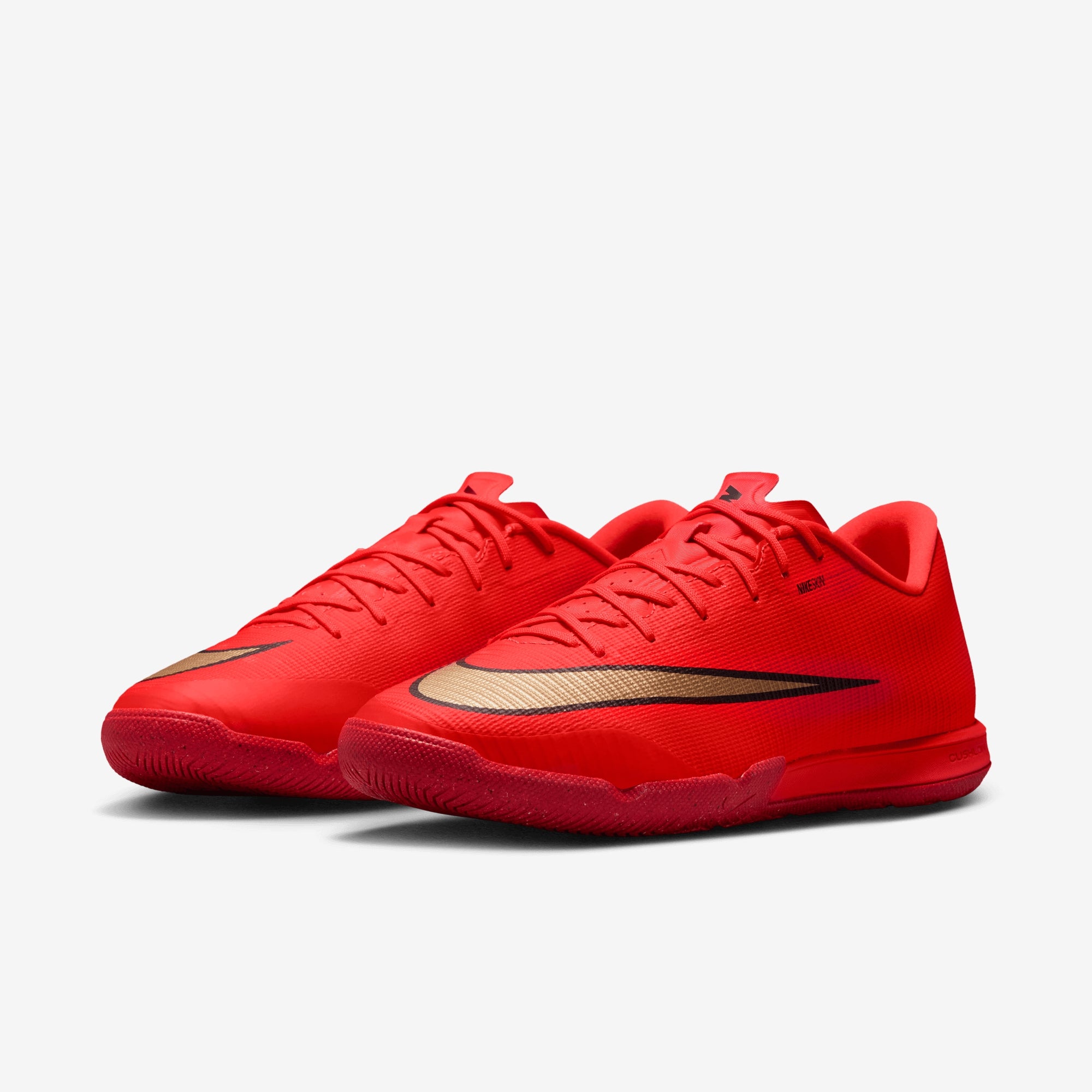 Nike Mercurial Vapor 17 Academy Indoor/Court Low-Top Soccer Shoes - Bright Crimson/Blur