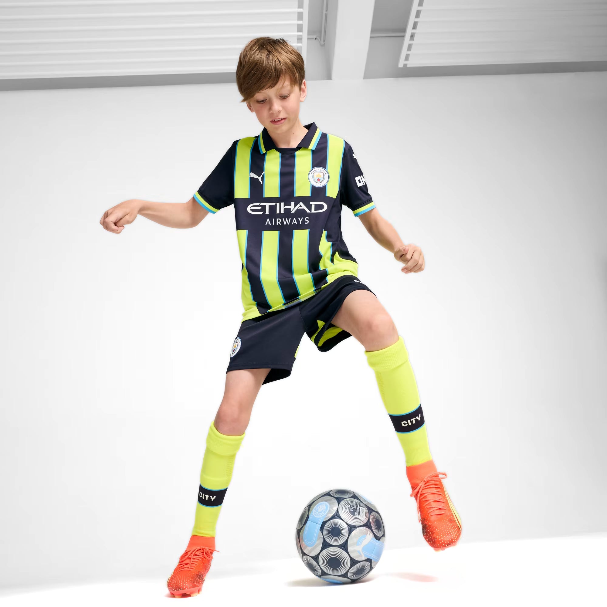 PUMA Manchester City 2024/25 Stadium Away Big Kids' dryCELL Soccer Replica Jersey - New Navy-Yellow Glow