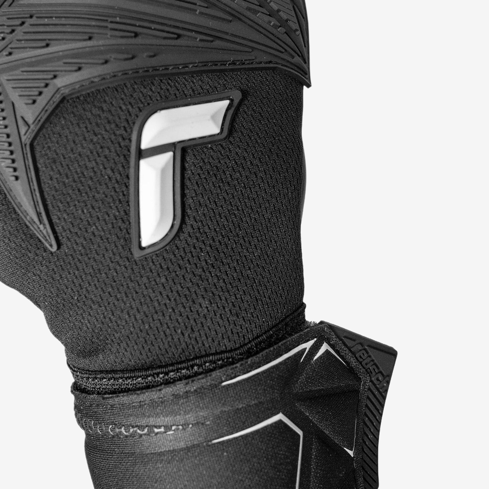 Reusch Attrakt Freegel Infinity Finger Support Soccer Goalkeeper Gloves - Black
