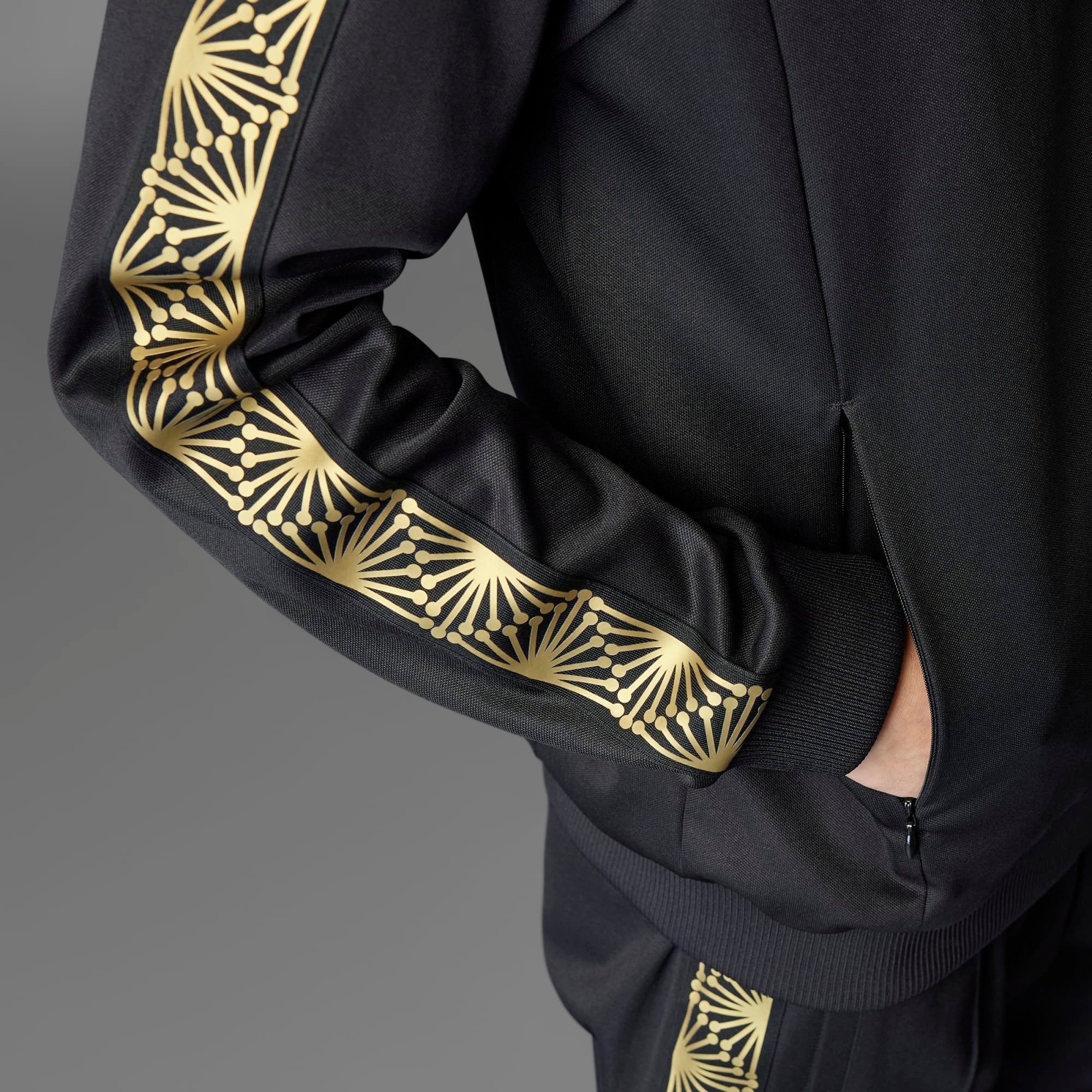 adidas Mexico 2025 Gold Top Men's Full-Zip Soccer Track Jacket - Black