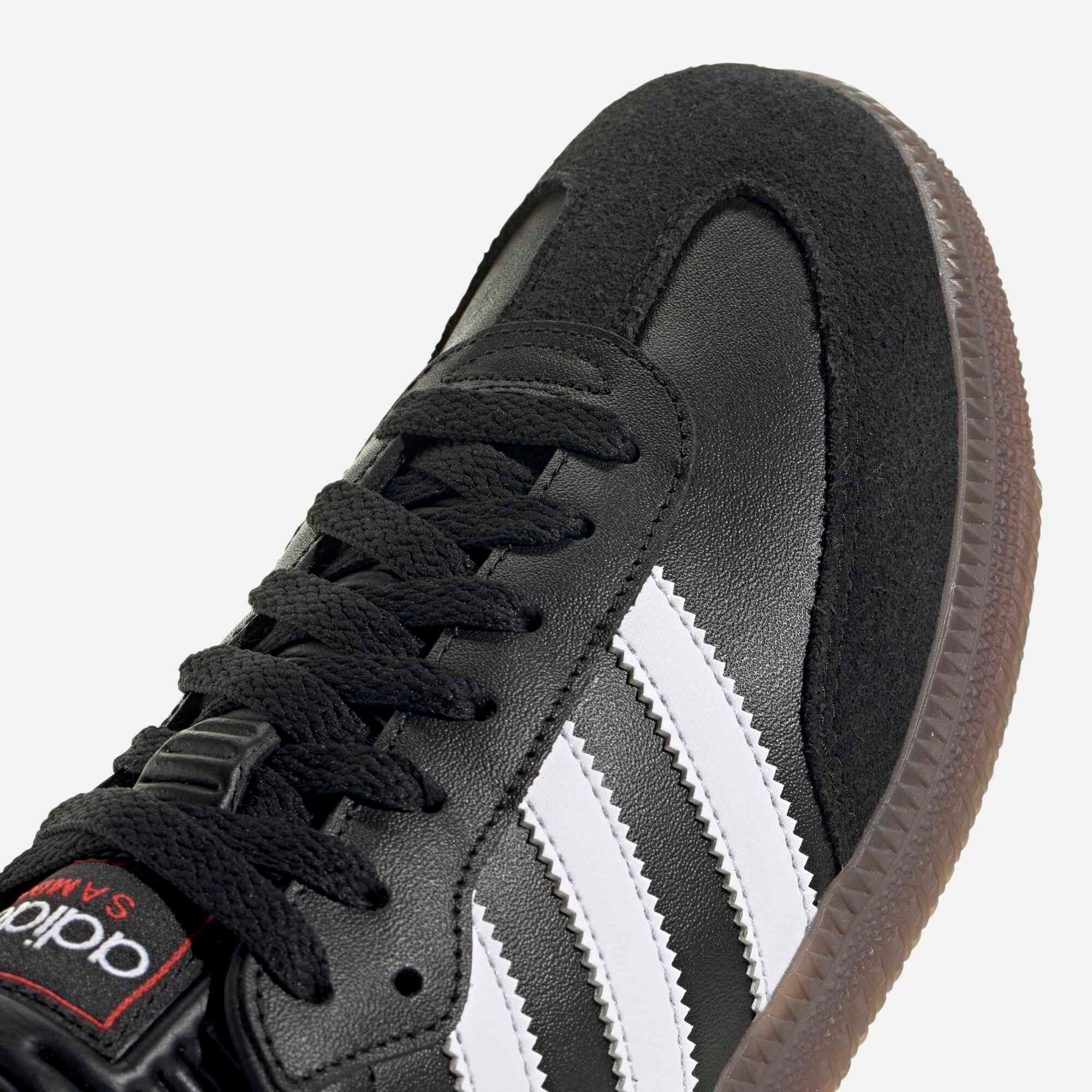 adidas Samba Indoor Low-Top Soccer Shoes - Core Black / Cloud White / Vivid Red