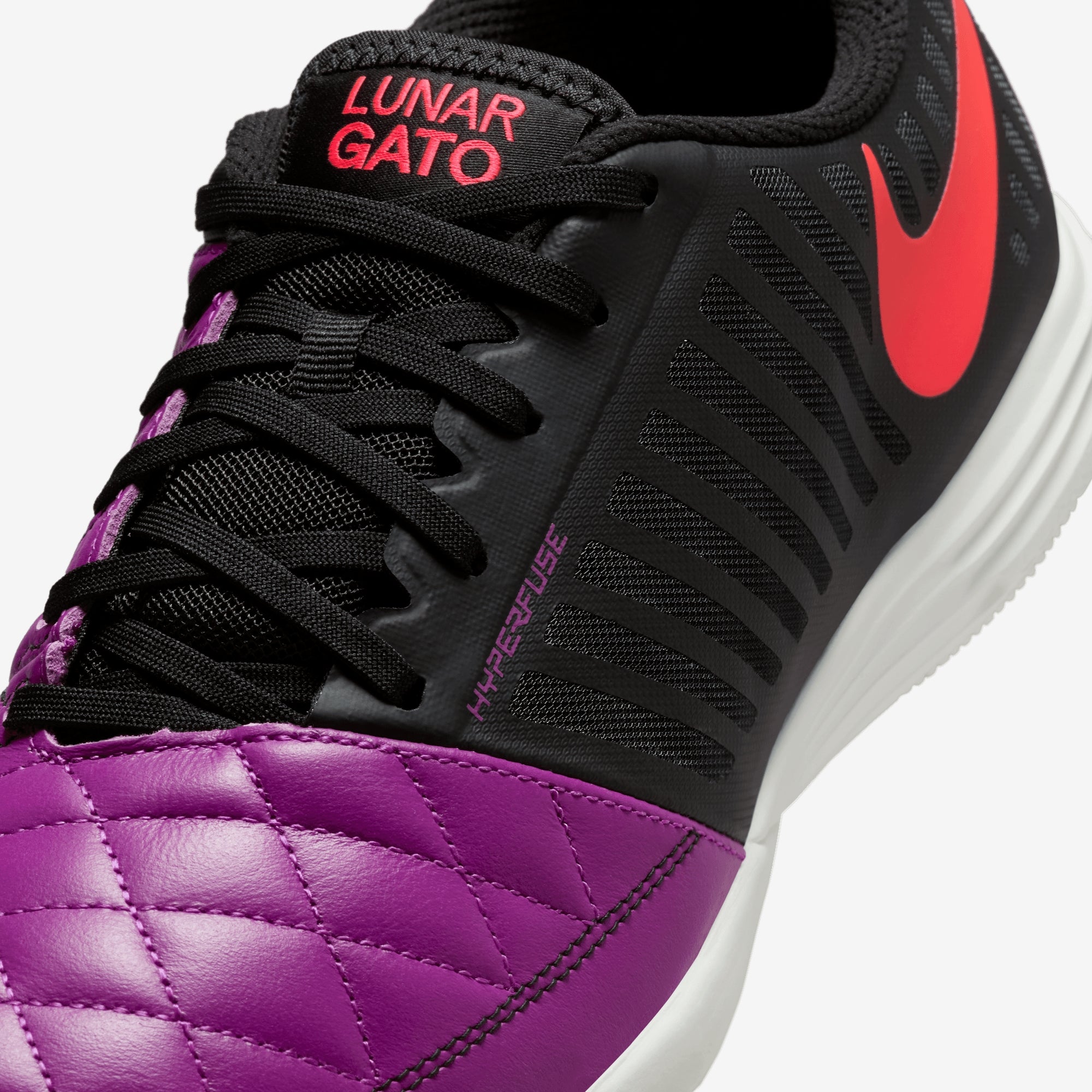 Nike Lunargato II Indoor/Court Low-Top Soccer Shoes - Bold Berry/Bright Crimson