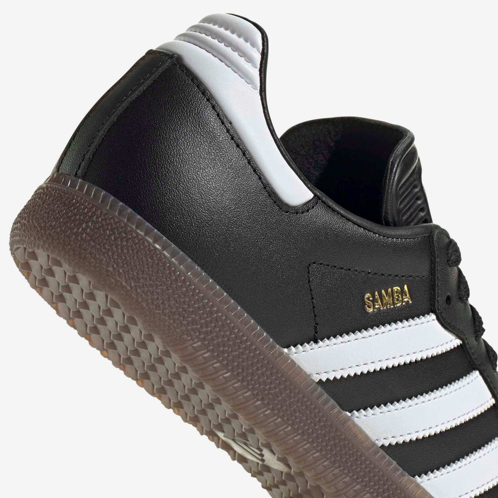 adidas Samba Indoor Low-Top Soccer Shoes - Core Black / Cloud White / Vivid Red