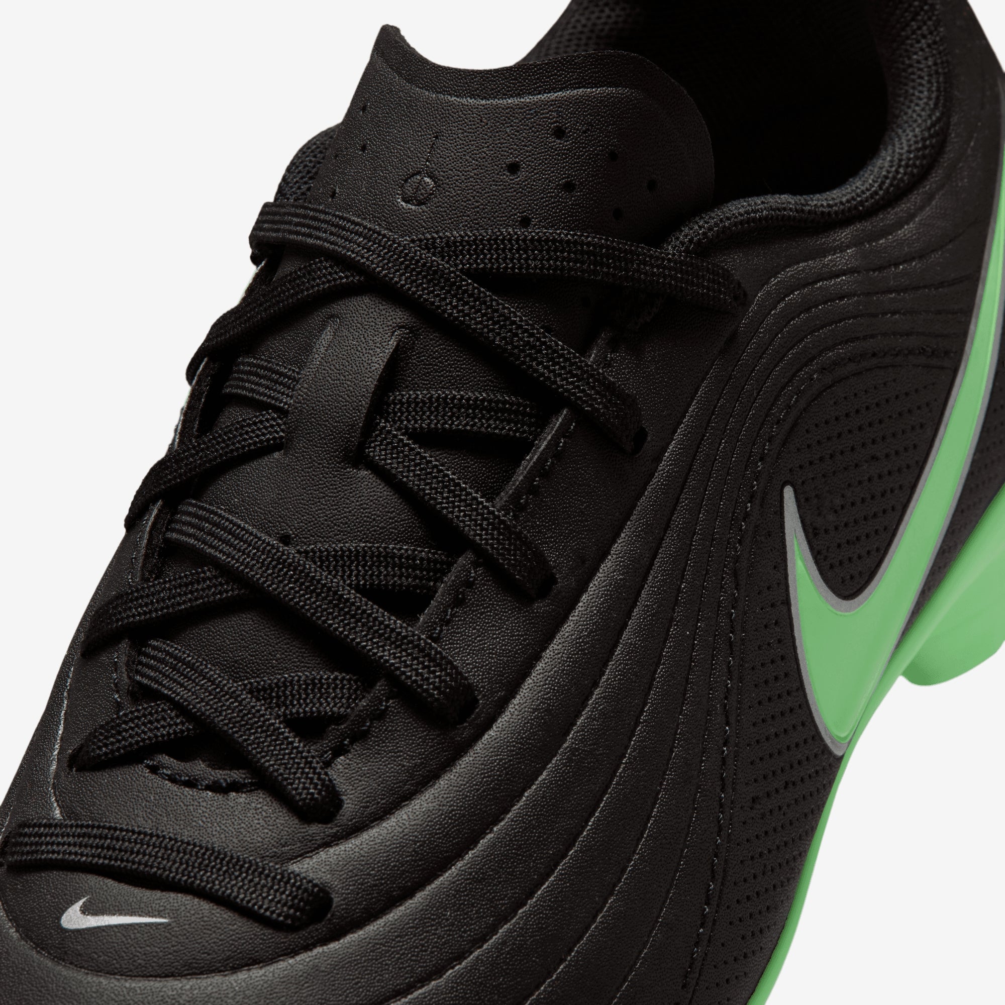Nike Jr. Tiempo Maestro Club Big Kids' Multi-Ground Low-Top Soccer Cleats - Black/Illusion Green-Black
