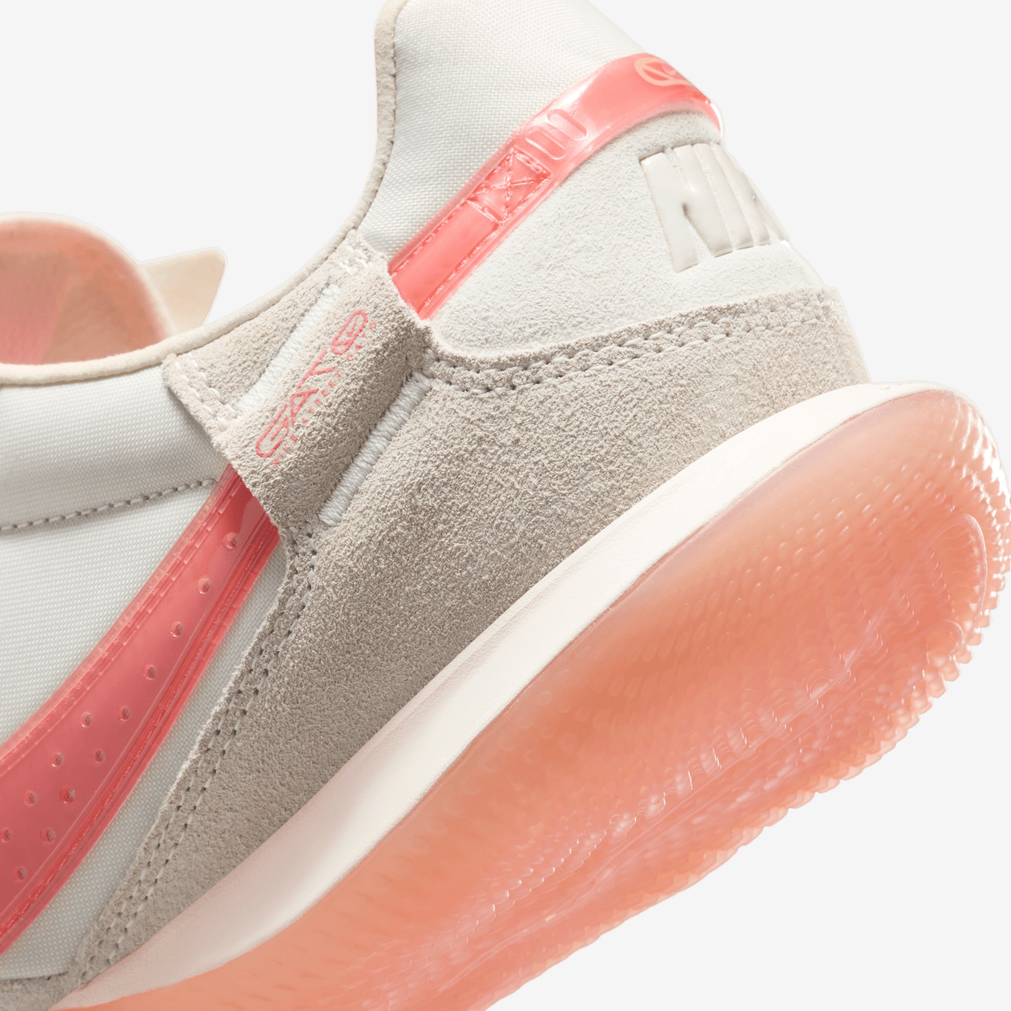 Nike Streetgato Low-Top Soccer Shoes - Pale Ivory/Apricot Agate