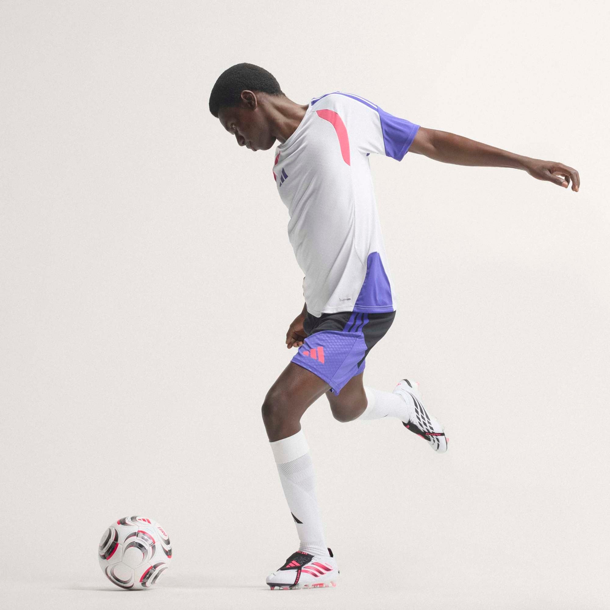 adidas Predator Elite Fold-Over Tongue Firm-Ground Low-Top Soccer Cleats - Cloud White / Solar Turbo / Core Black