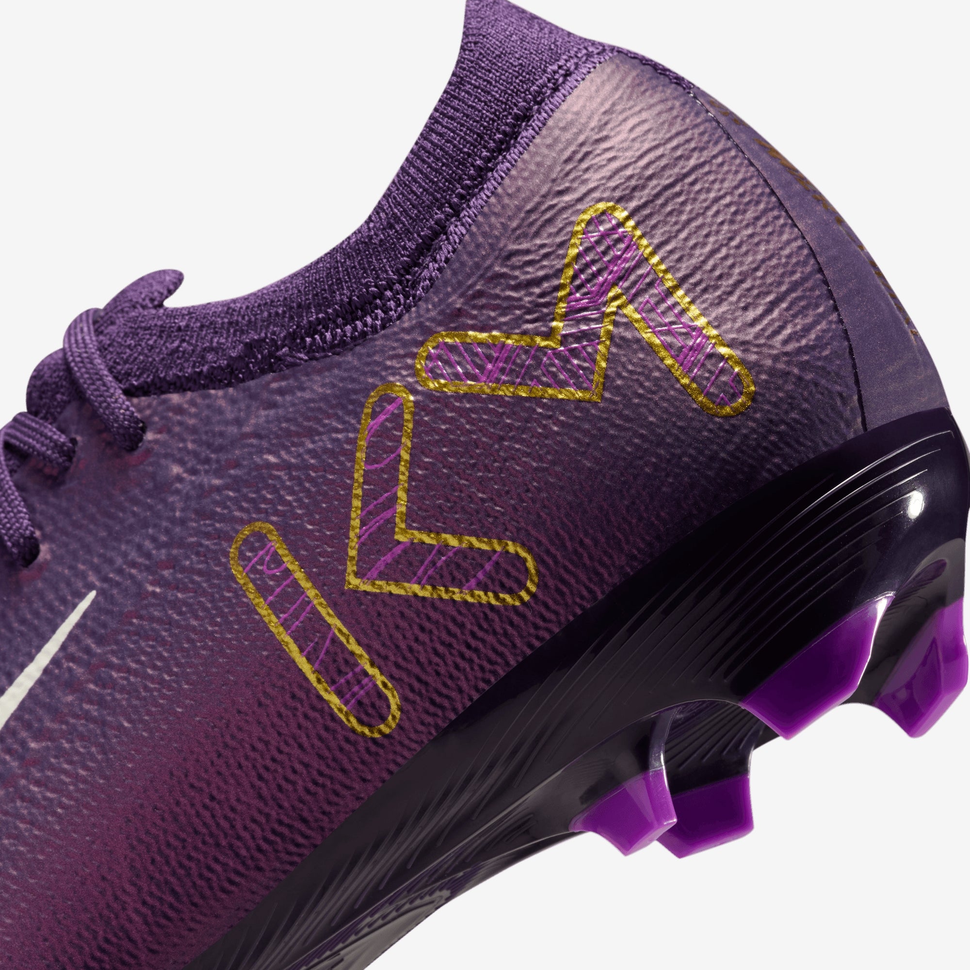 Nike Jr. Mercurial Vapor 16 Pro "Kylian Mbappé" Big Kids' FG Low-Top Soccer Cleats - Grand Purple/Pale Ivory