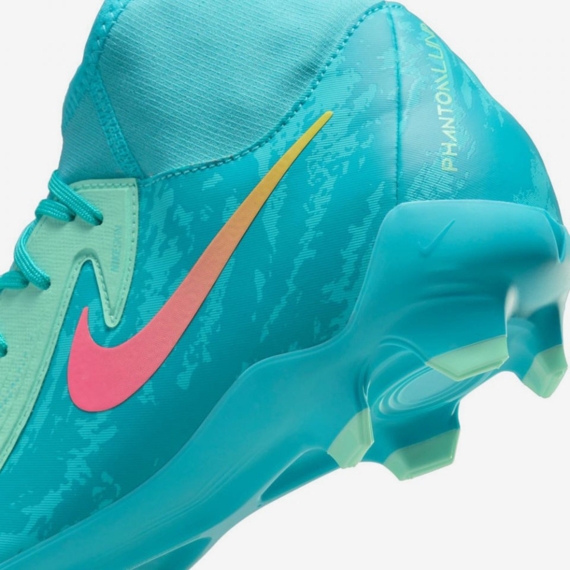 Nike Phantom Luna 2 Academy LV8 Multi-Ground High-Top Soccer Cleats - Green Glow/Black