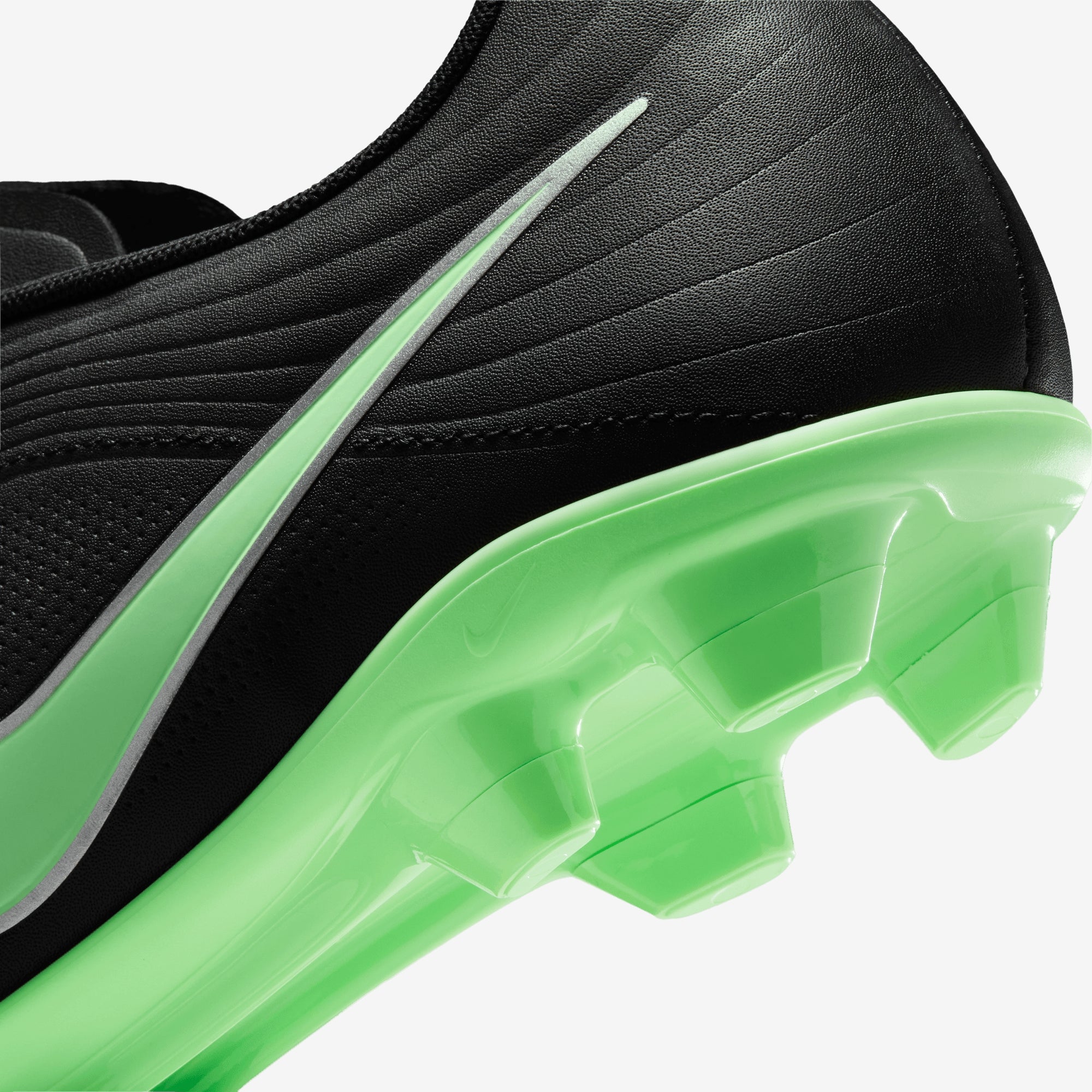 Nike Tiempo Maestro Club Multi-Ground Low-Top Soccer Cleats - Black/Illusion Green-Black
