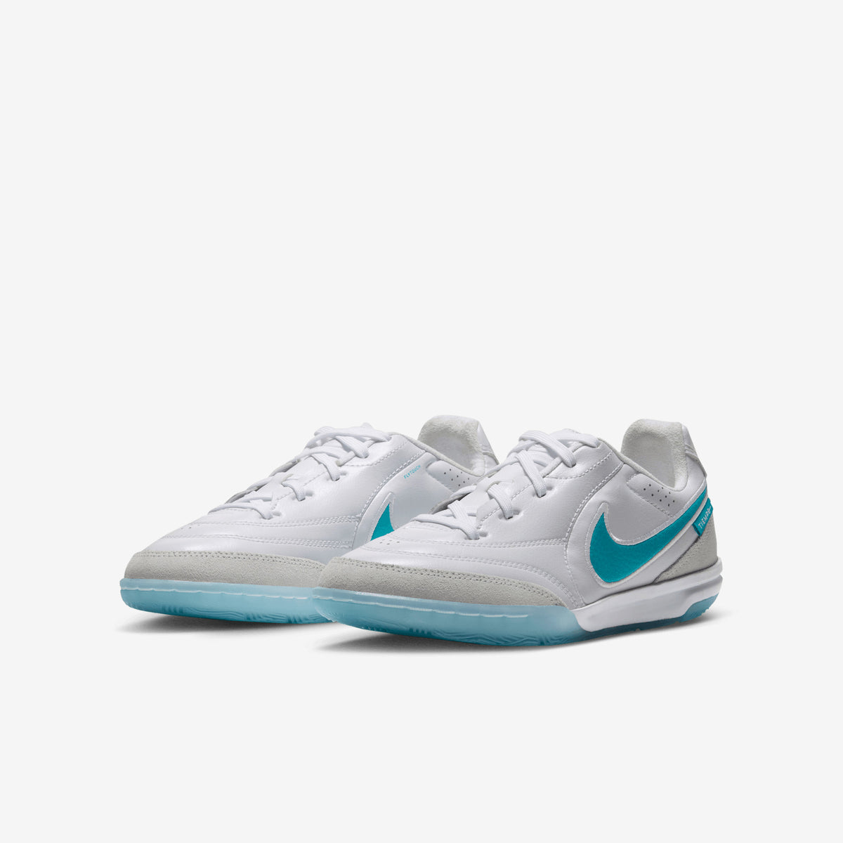Nike Jr. Tiempo Streetgato Big Kids' Indoor/Court Low-Top Soccer Shoes - White/Dusty Cactus-White