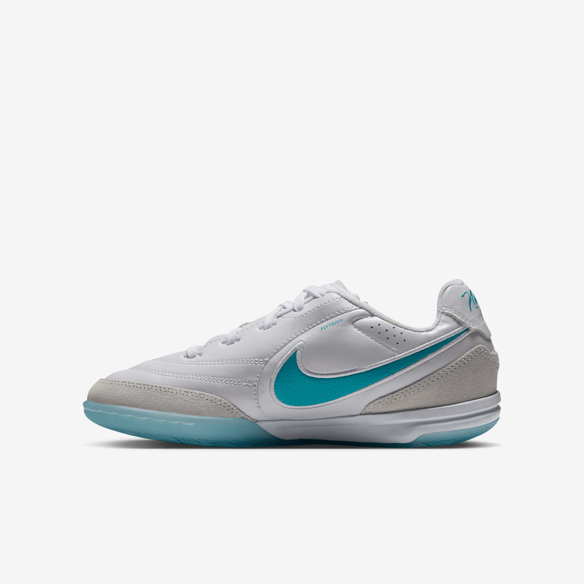 Nike Jr. Tiempo Streetgato Big Kids' Indoor/Court Low-Top Soccer Shoes - White/Dusty Cactus-White