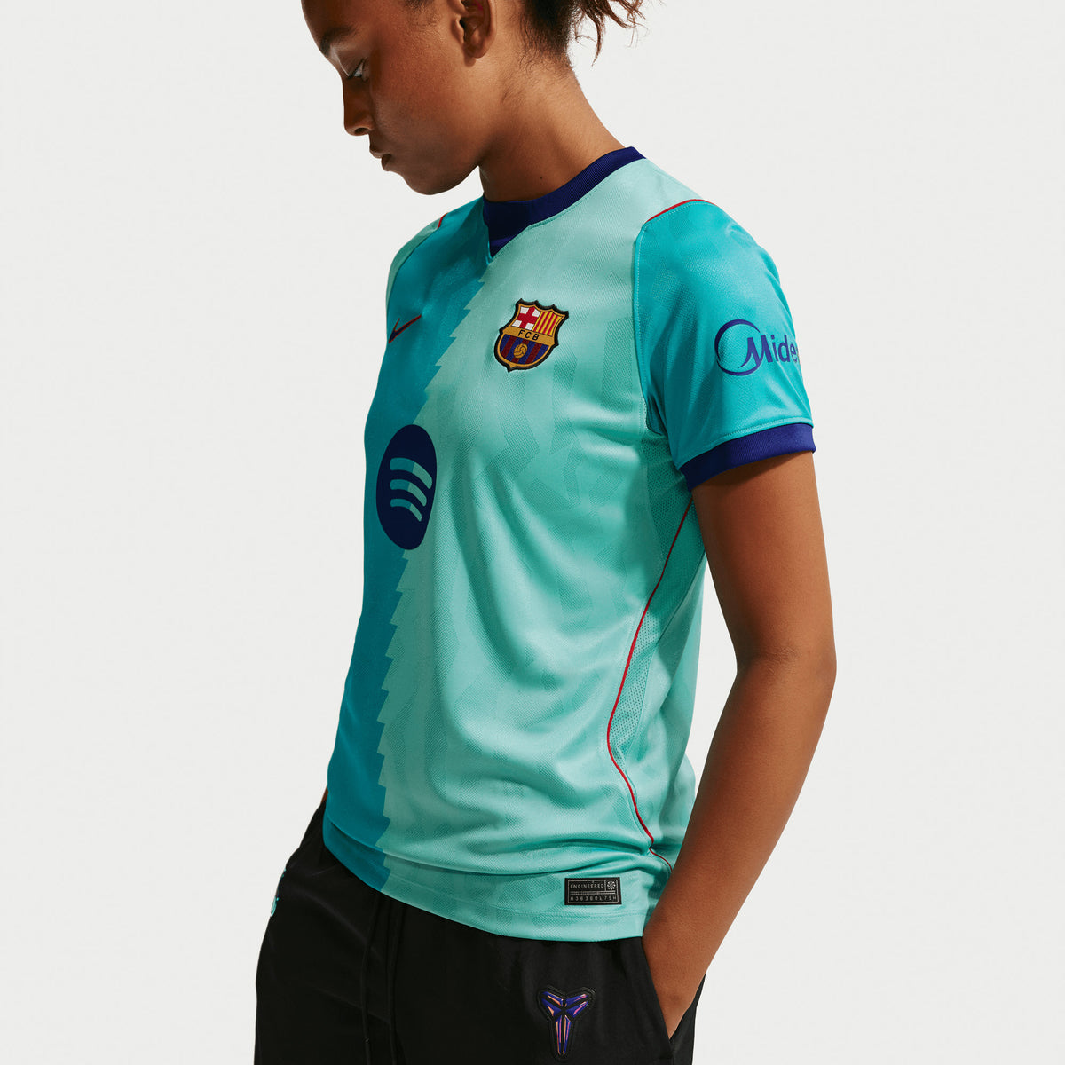 Nike FC Barcelona 2026/27 Stadium Third Women's Dri-FIT Soccer Replica Jersey - Green Frost/Green Frost/Loyal Blue