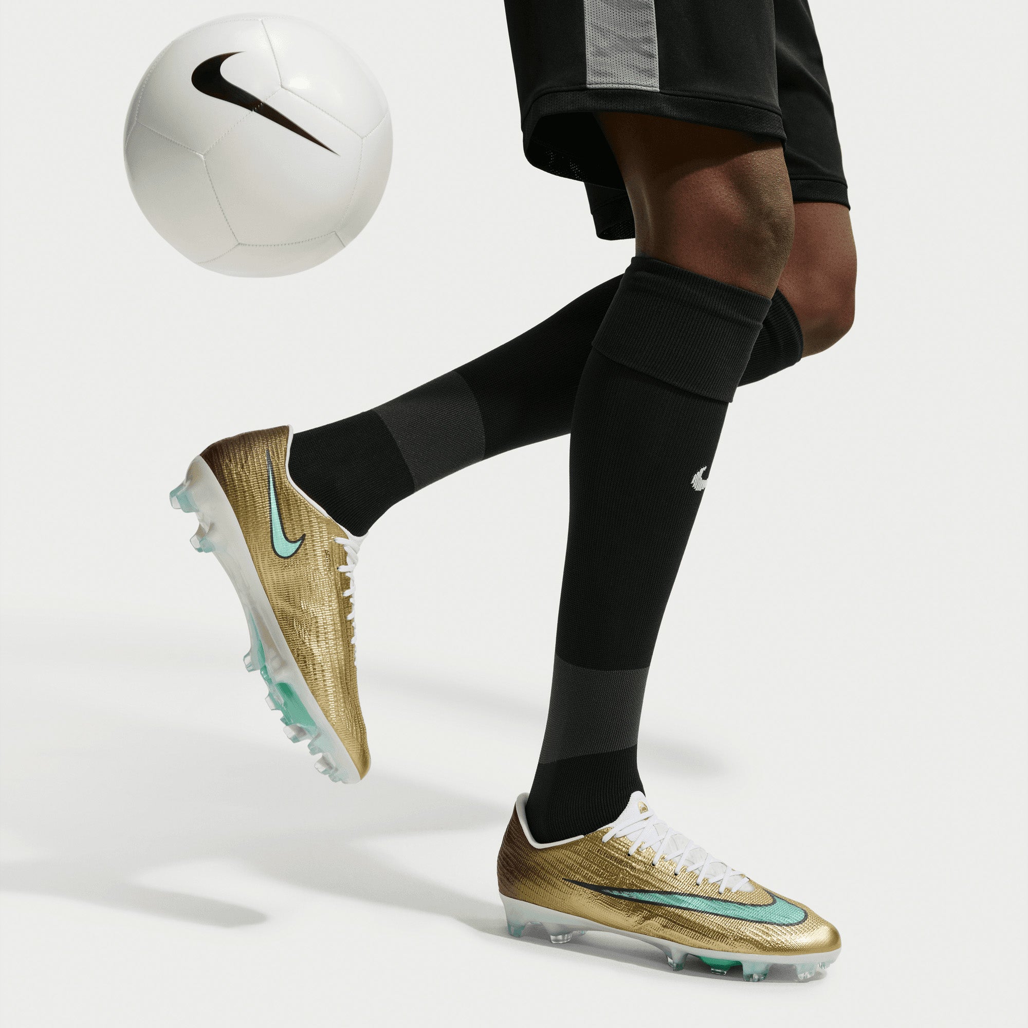 Nike Mercurial Superfly 11 Elite Kylian Mbappé Firm-Ground High-Top Soccer Cleats - Metallic Gold/Green Glow