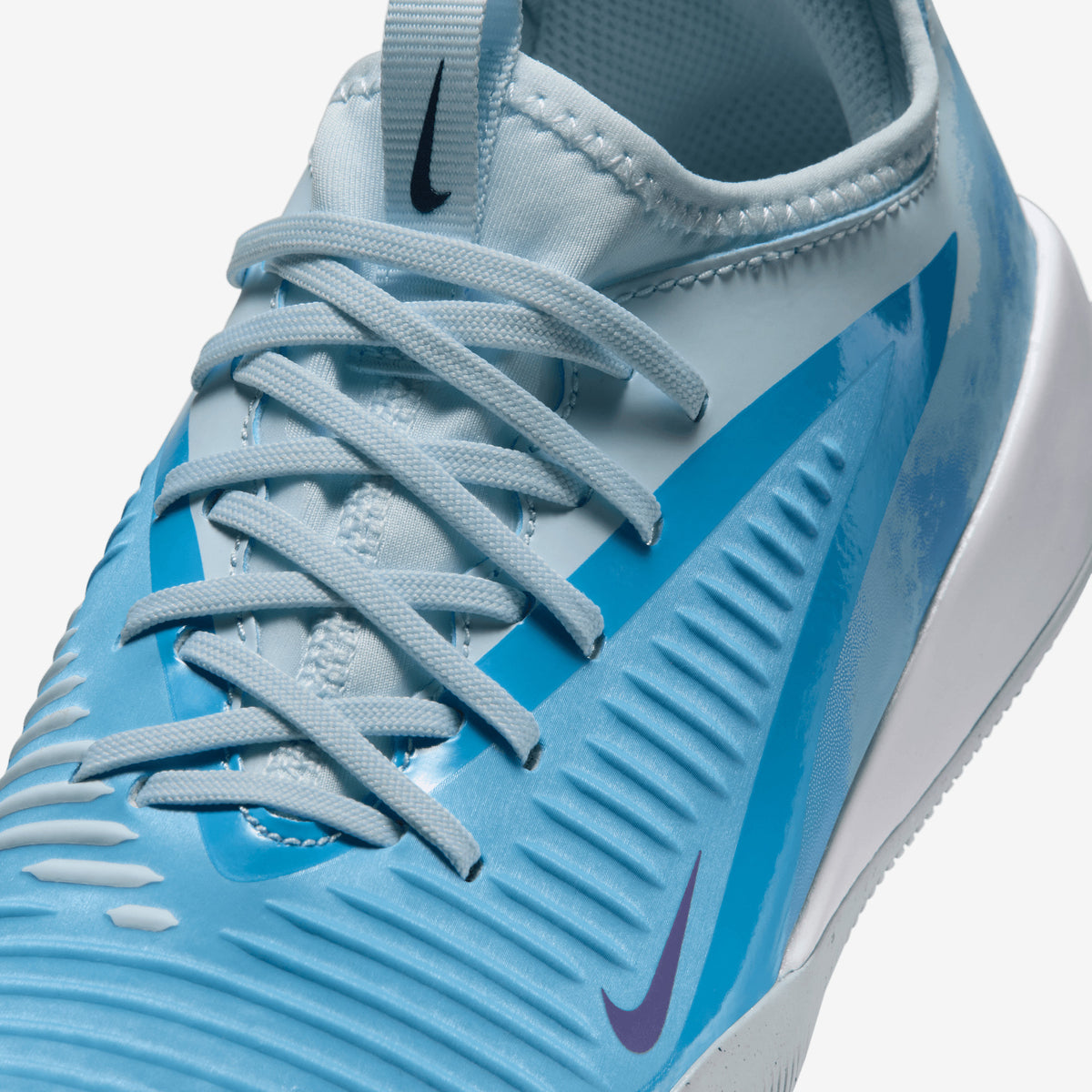 Nike Jr. Phantom 6 Low Academy Erling Haaland Big Kids' Indoor/Court Soccer Shoes - Baltic Blue/Blue Eclipse-Glacier Blue
