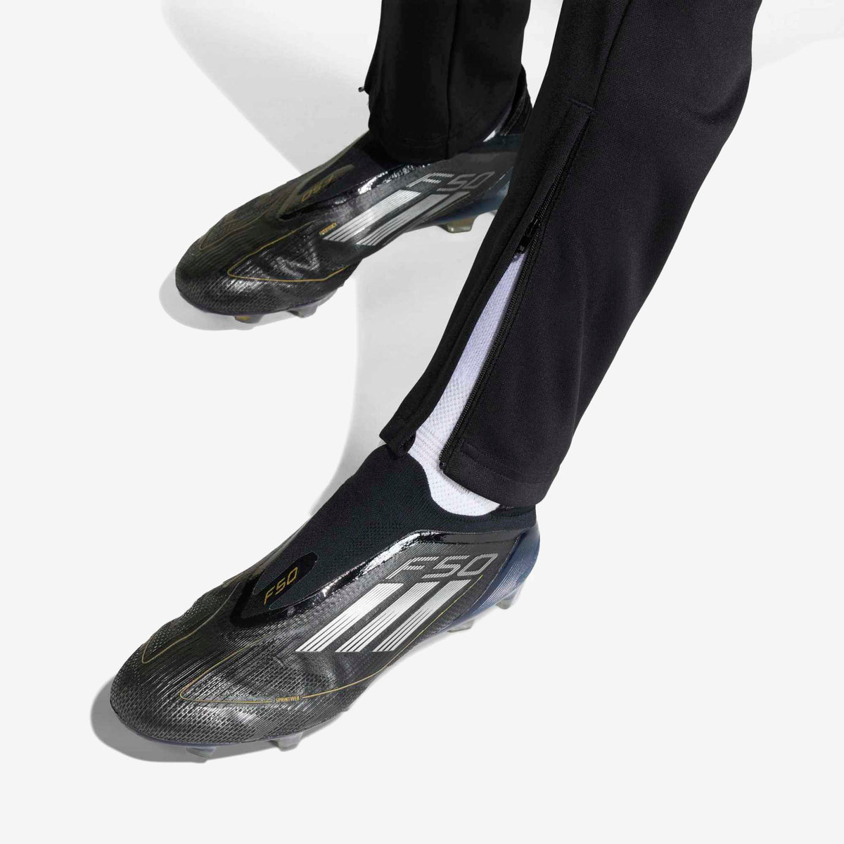 adidas Entrada 26 Training Big Kids' Soccer Pants - Black / White