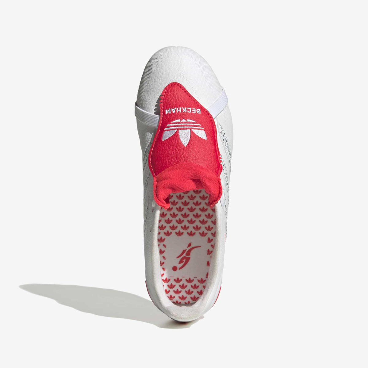 adidas Jr. Predator League Fold- Over Tongue David Beckham Big Kids' Firm-Ground Low-Top Soccer Cleats - Ftwr White / Silver Met. / Lucid Red