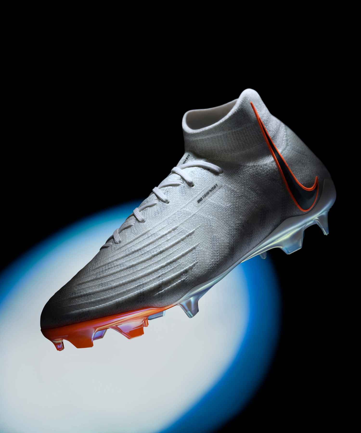 Nike Phantom Luna women’s soccer cleat with Cyclone 360 stud pattern, Asym Fit collar and Gripknit upper