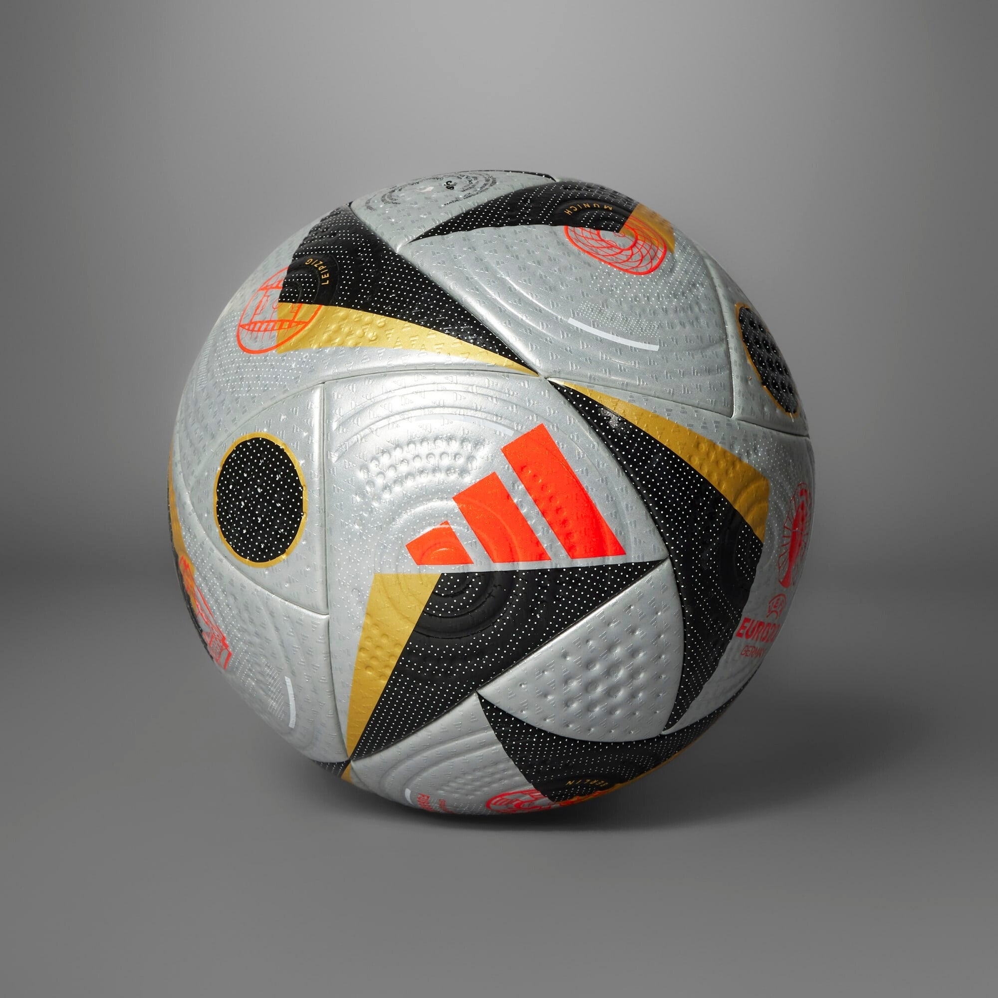 adidas Fussballliebe Finale Pro Soccer Ball - Silver Metallic / Gold Metallic / Black / Solar Red