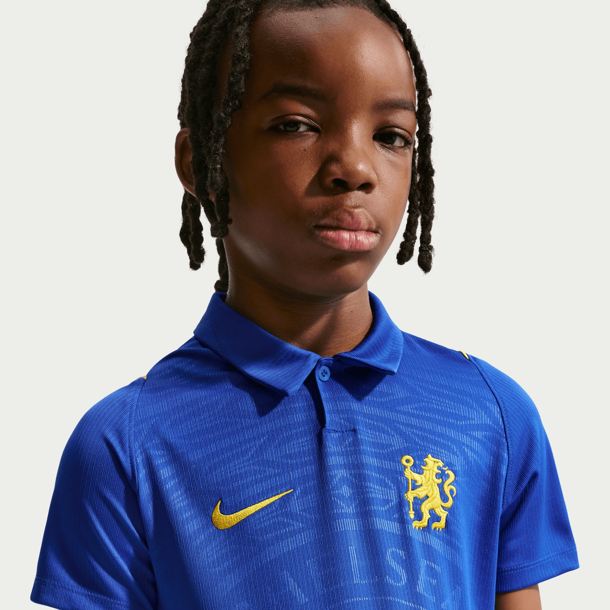 Nike Chelsea FC 2026/27 Stadium Home Big Kids' Dri-FIT Soccer Repica Jersey - Bright Blue/Midwest Gold/Midwest Gold