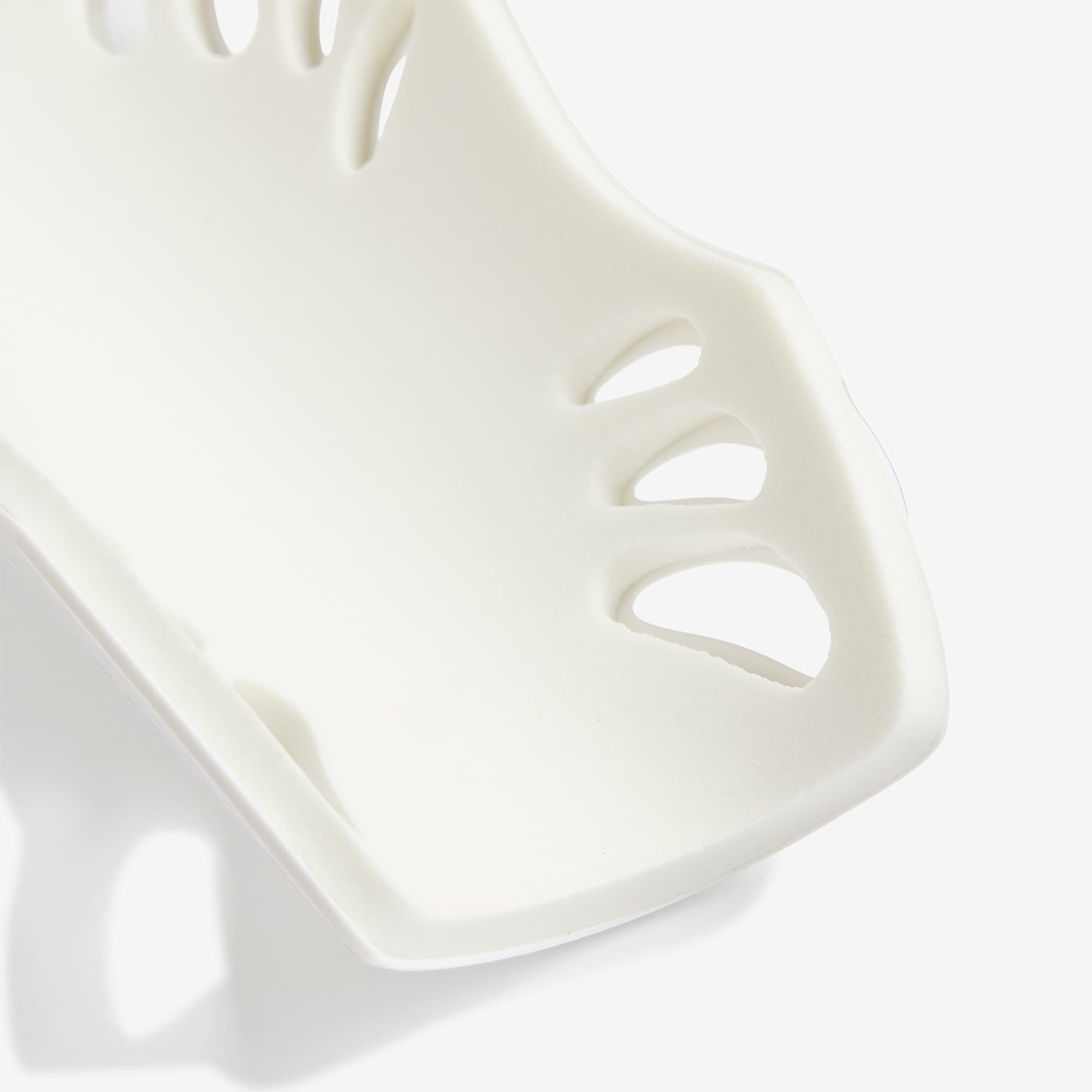 adidas Adiflex Soccer Shin Guards - White / Black