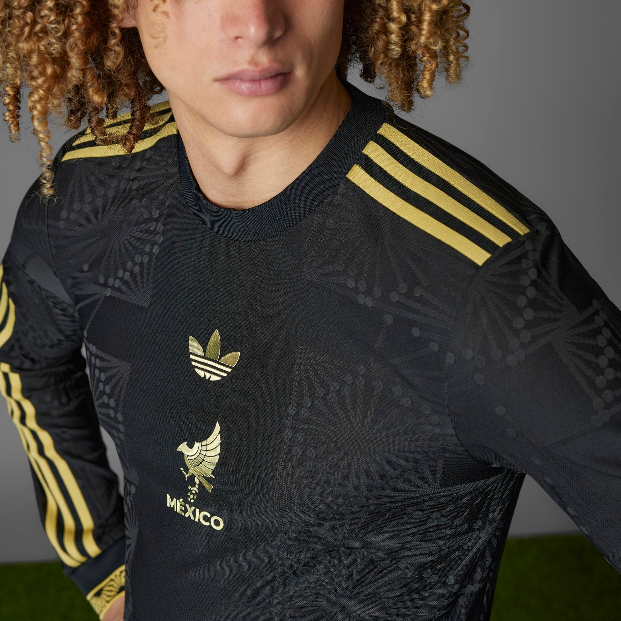 adidas Mexico Gold Long Sleeve Men's HEAT.RDY Soccer Jersey - Black