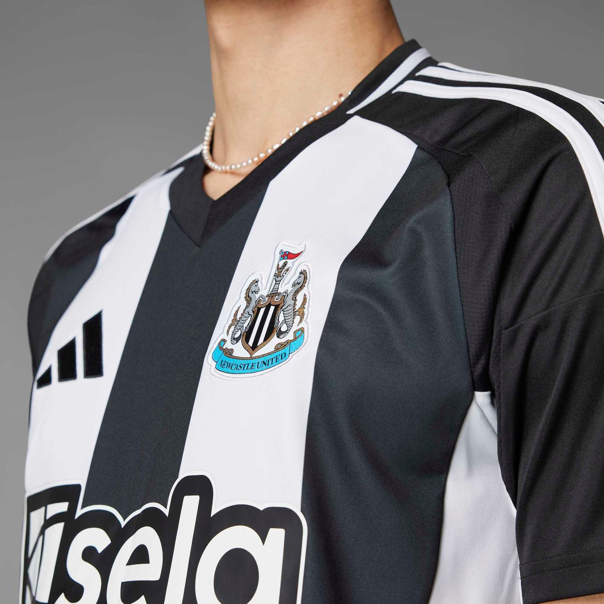 adidas Newcastle United FC 2024/25 Stadium Home Men's Soccer Jersey - Black / White / Onix