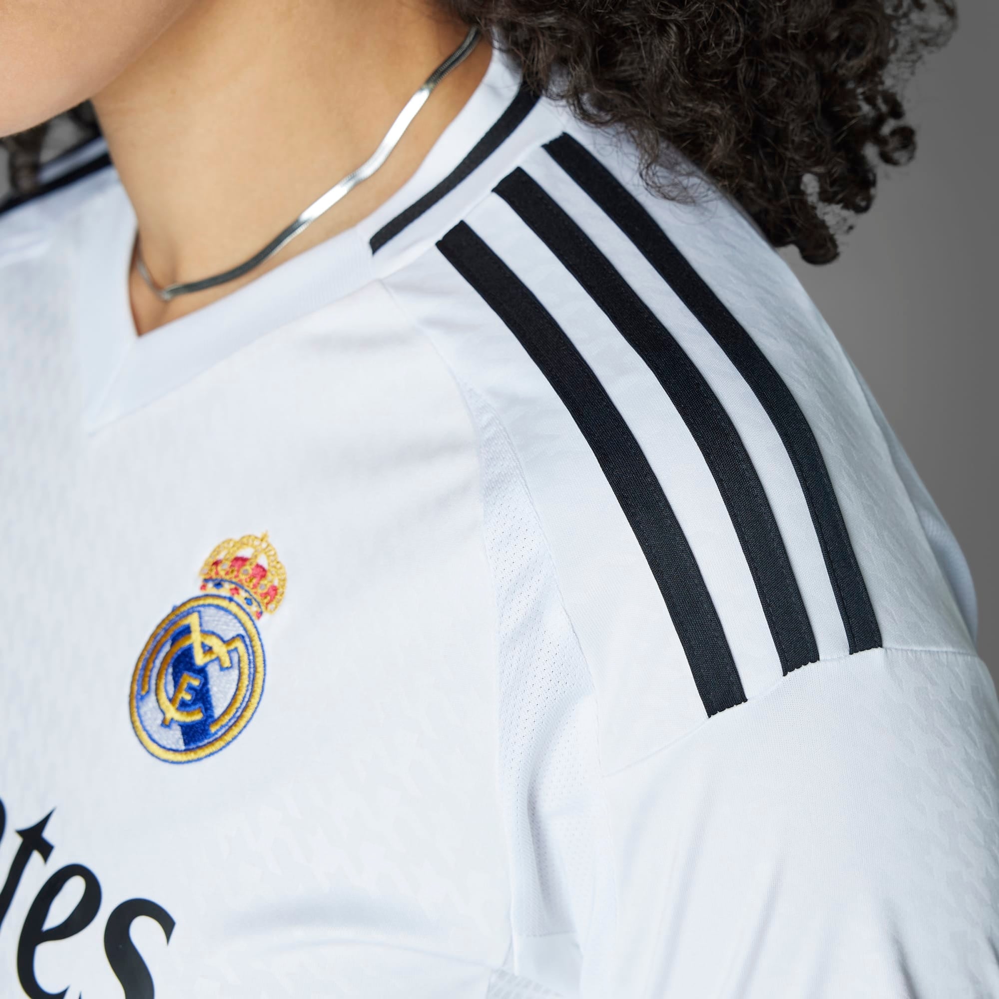 adidas Real Madrid 2024/25 Stadium Home Women's AEROREADY Soccer Replica Jersey - White