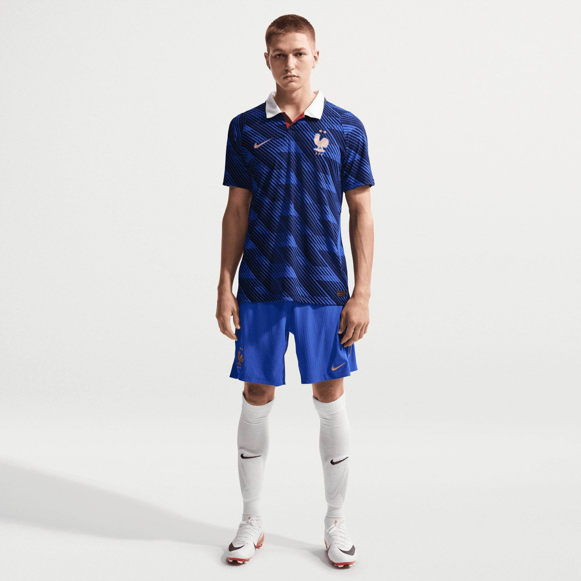 Nike France 2026/27 Match Home Men's Aero-FIT Soccer Authentic