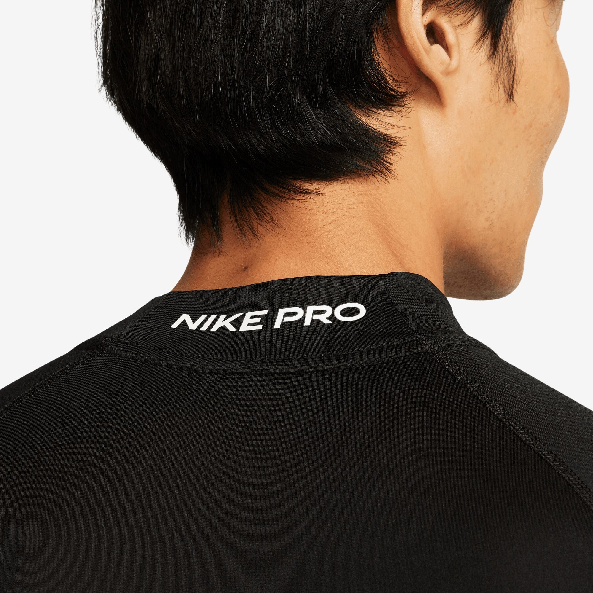 Nike Pro Men's Dri-FIT Fitness Mock-Neck Long-Sleeve Top - Black/White