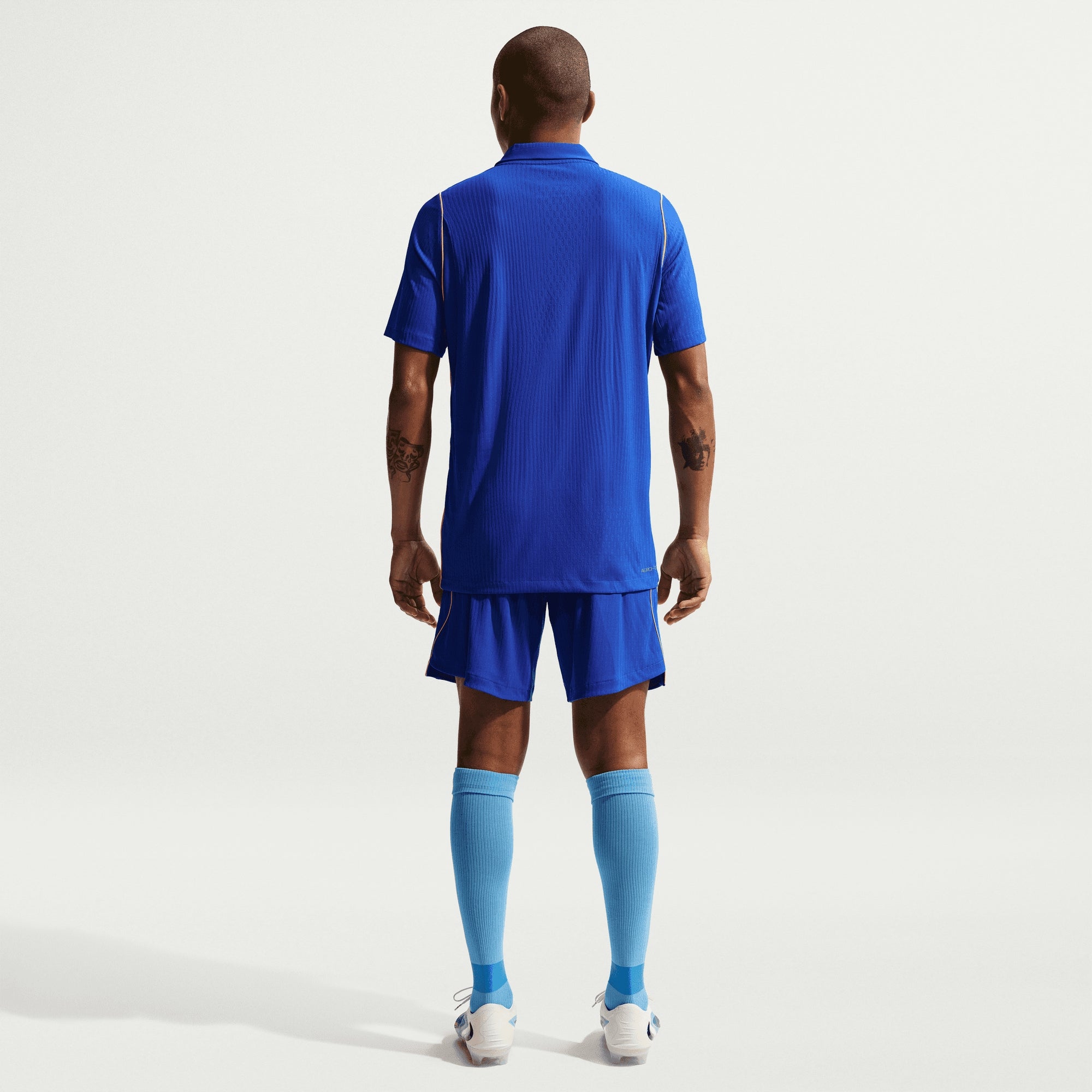 Nike Chelsea FC 2026/27 Match Home Men's Aero-FIT Soccer Authentic Jersey - Bright Blue/Midwest Gold/Midwest Gold