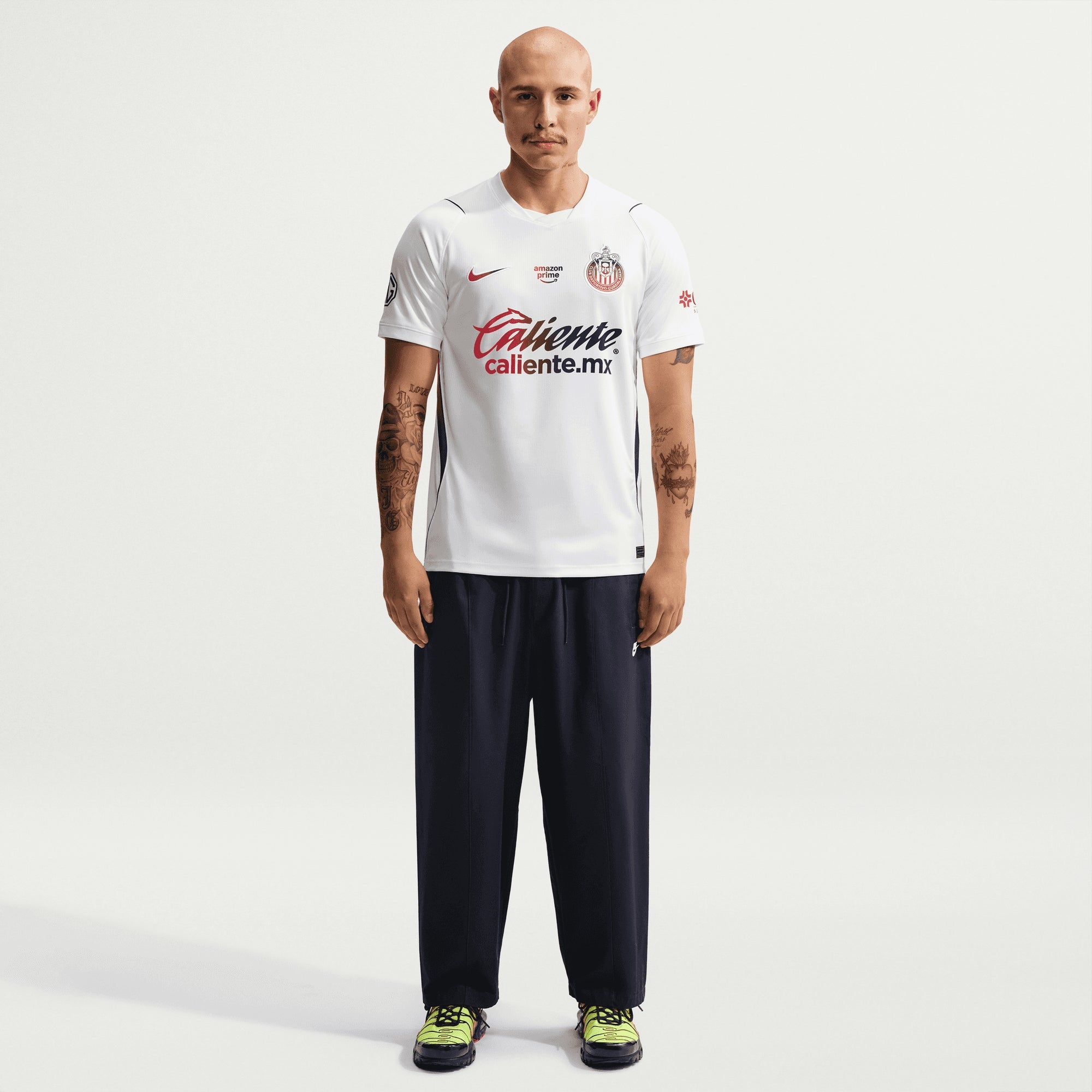 Nike Chivas 2026/27 Stadium Away Men's Dri-FIT Soccer Replica Jersey - White/Loyal Blue/Speed Red