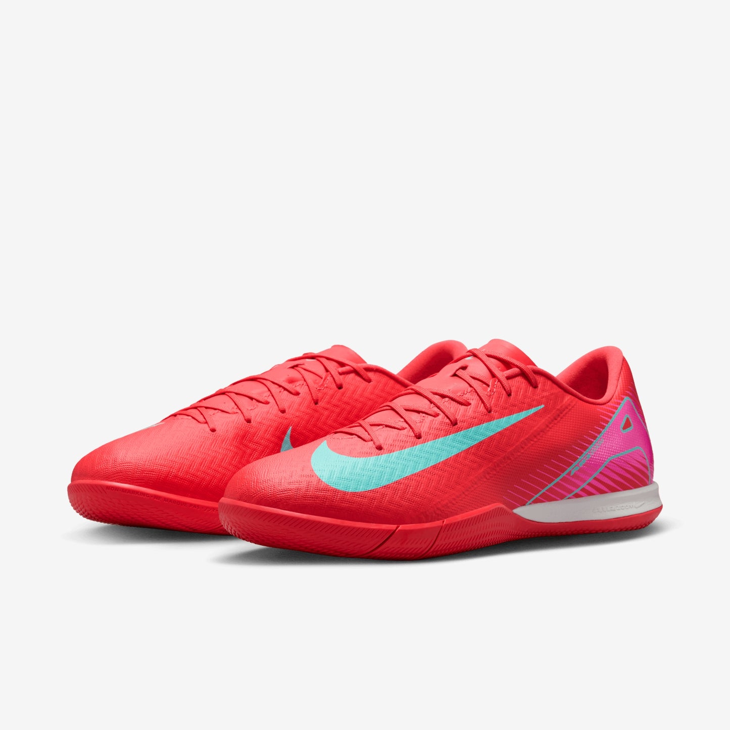 Nike Mercurial Vapor 16 Academy IC Low-Top Soccer Shoes