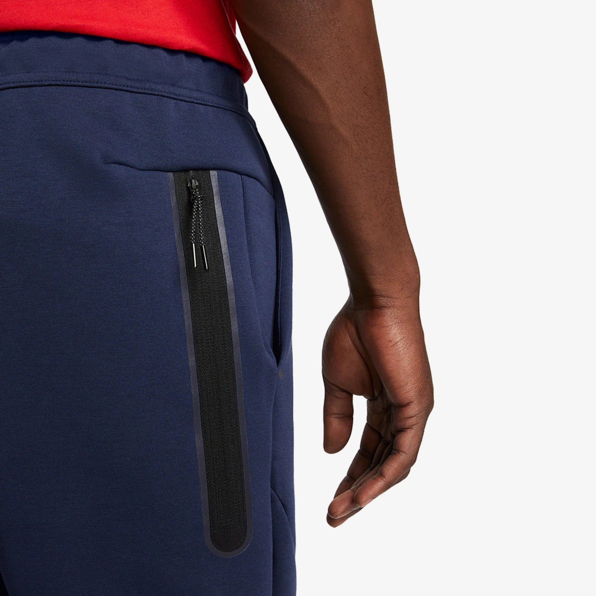 Nike Paris Saint-Germain 2022/23 NSW Men's Tech Fleece Joggers - Midnight Navy/White