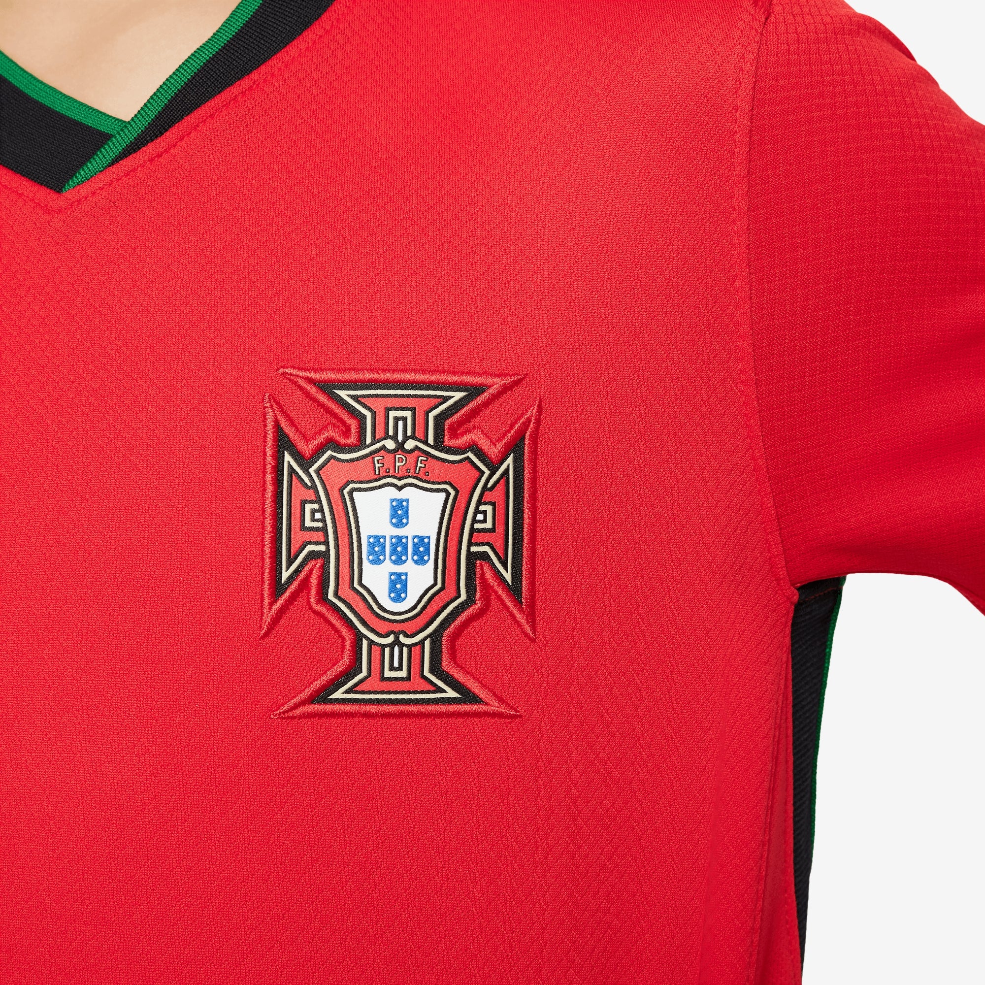 Nike Portugal (Men's Team) 2024/25 Stadium Home Big Kids' Dri-FIT Soccer Replica Jersey - University Red/Pine Green/Sail