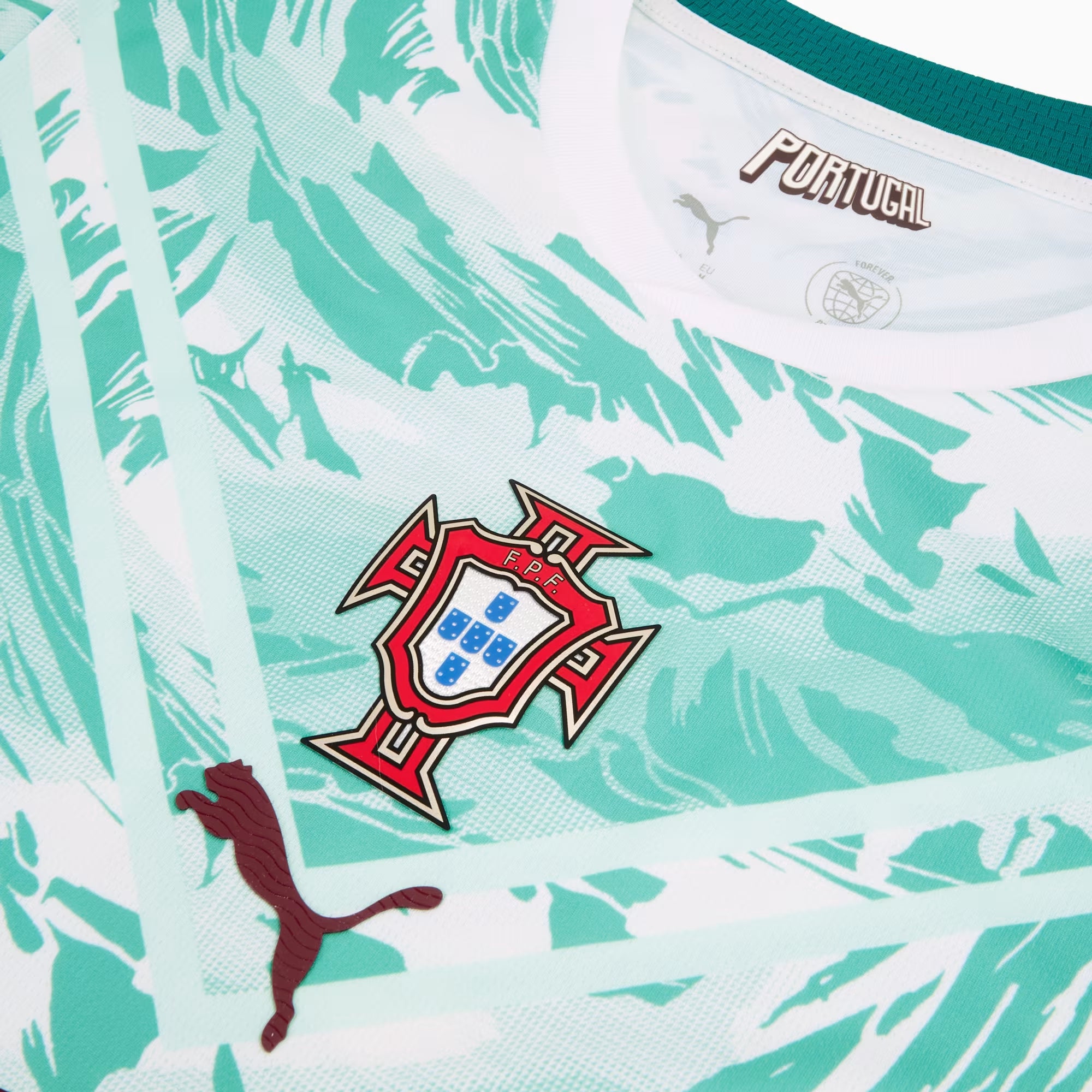 PUMA Portugal 2026 Stadium Away Ronaldo Men's Soccer Jersey - PUMA White-Green Lagoon