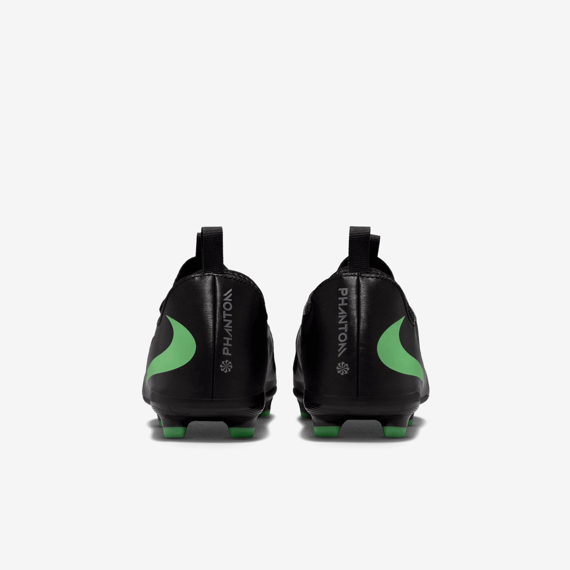 Nike Jr. Phantom 6 Low Academy Big Kids' Multi-Ground Soccer Cleats - Black/Illusion Green-Black