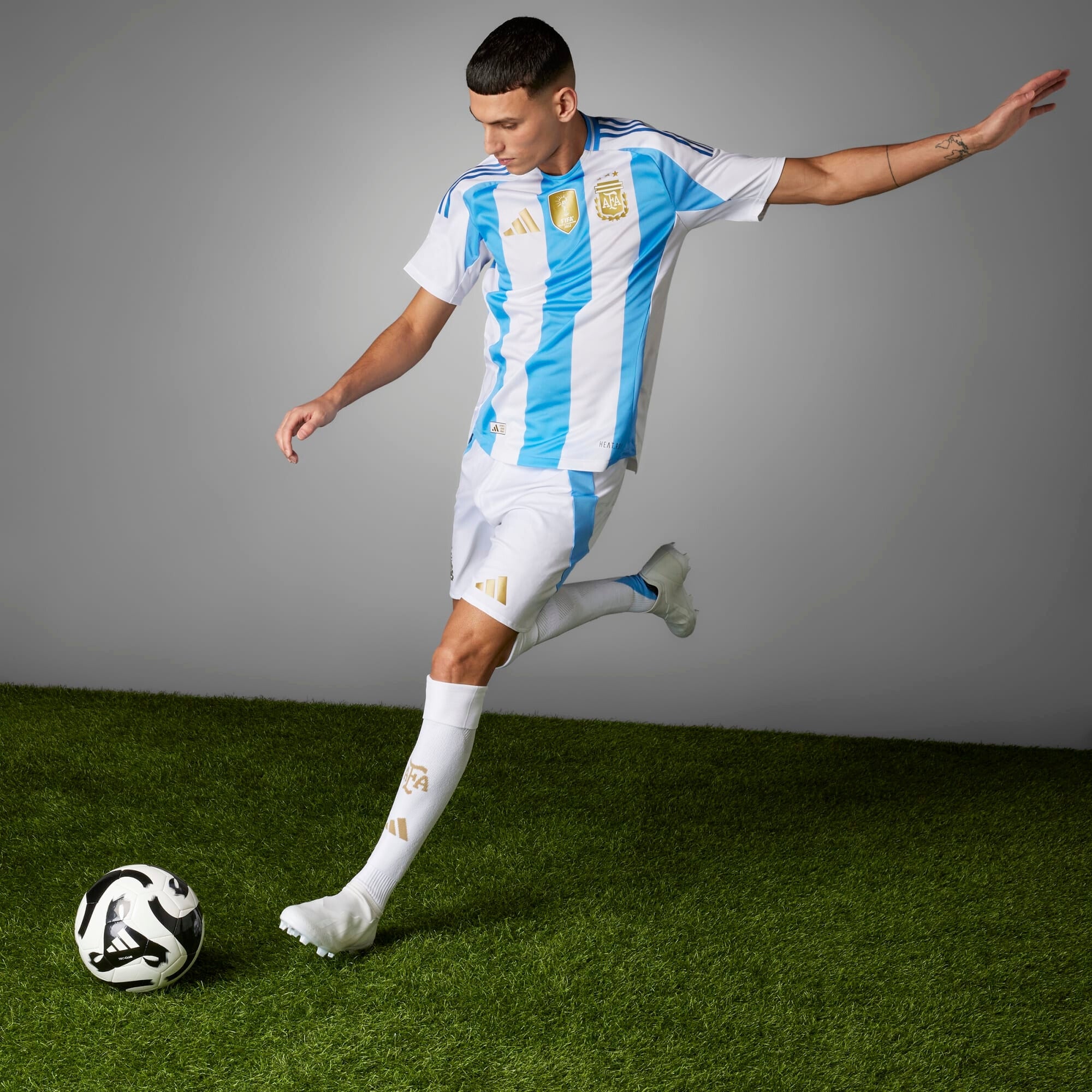 adidas Argentina 2024 Match Home Men's HEAT.RDY Soccer Authentic Jersey - White / Blue Burst