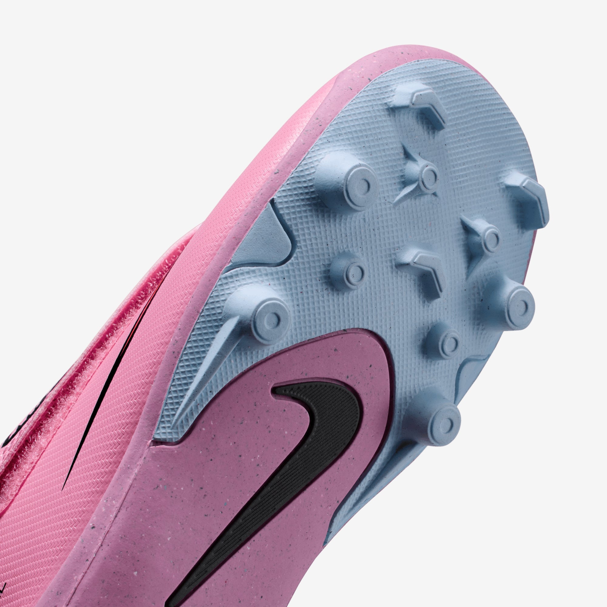 Nike Jr. Mercurial Vapor 16 Club Little Kids' Multi-Ground Low-Top Soccer Cleats - Magic Flamingo/Black-Total Crimson
