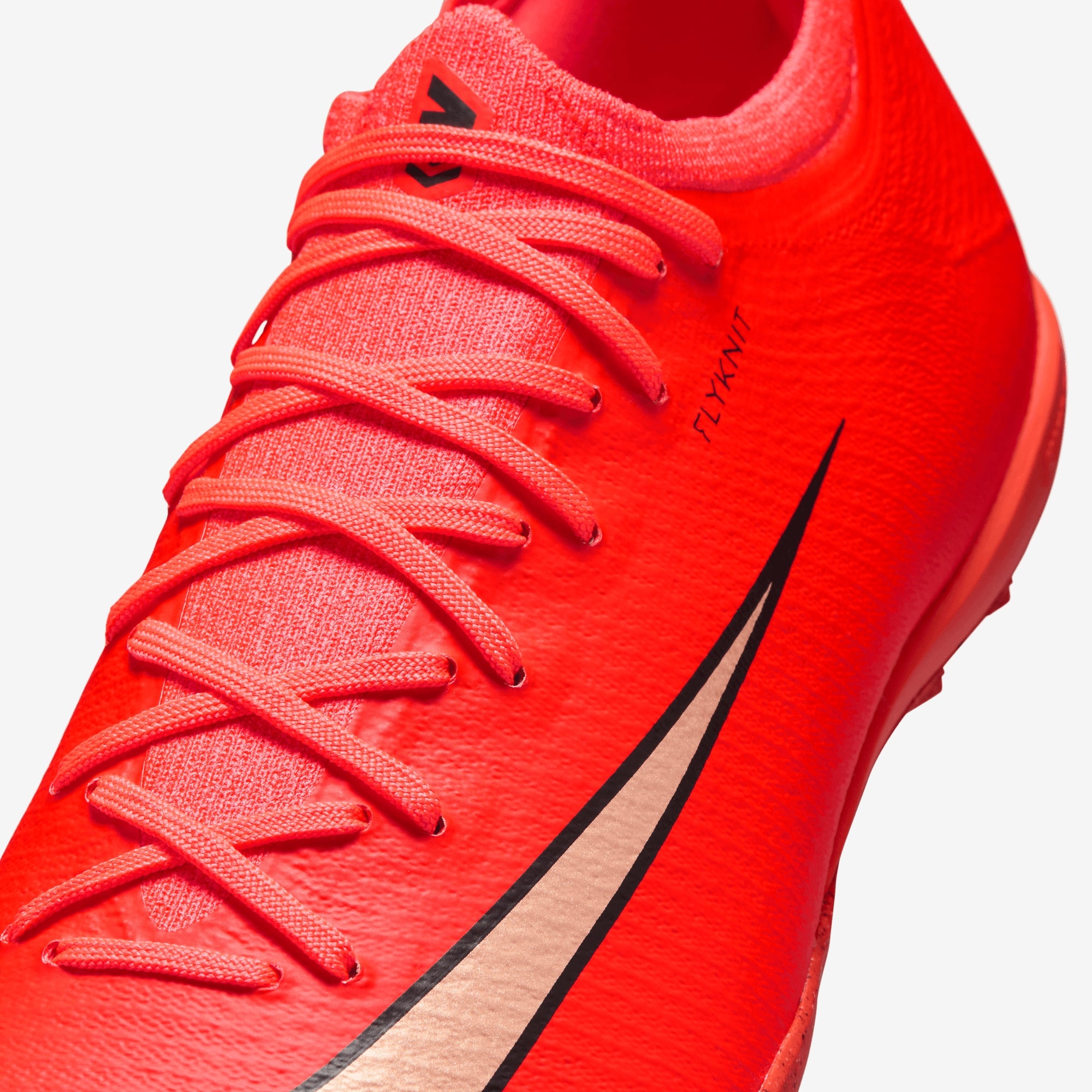 Nike Mercurial Vapor 17 Pro Turf Low-Top Soccer Shoes - Bright Crimson/Blur